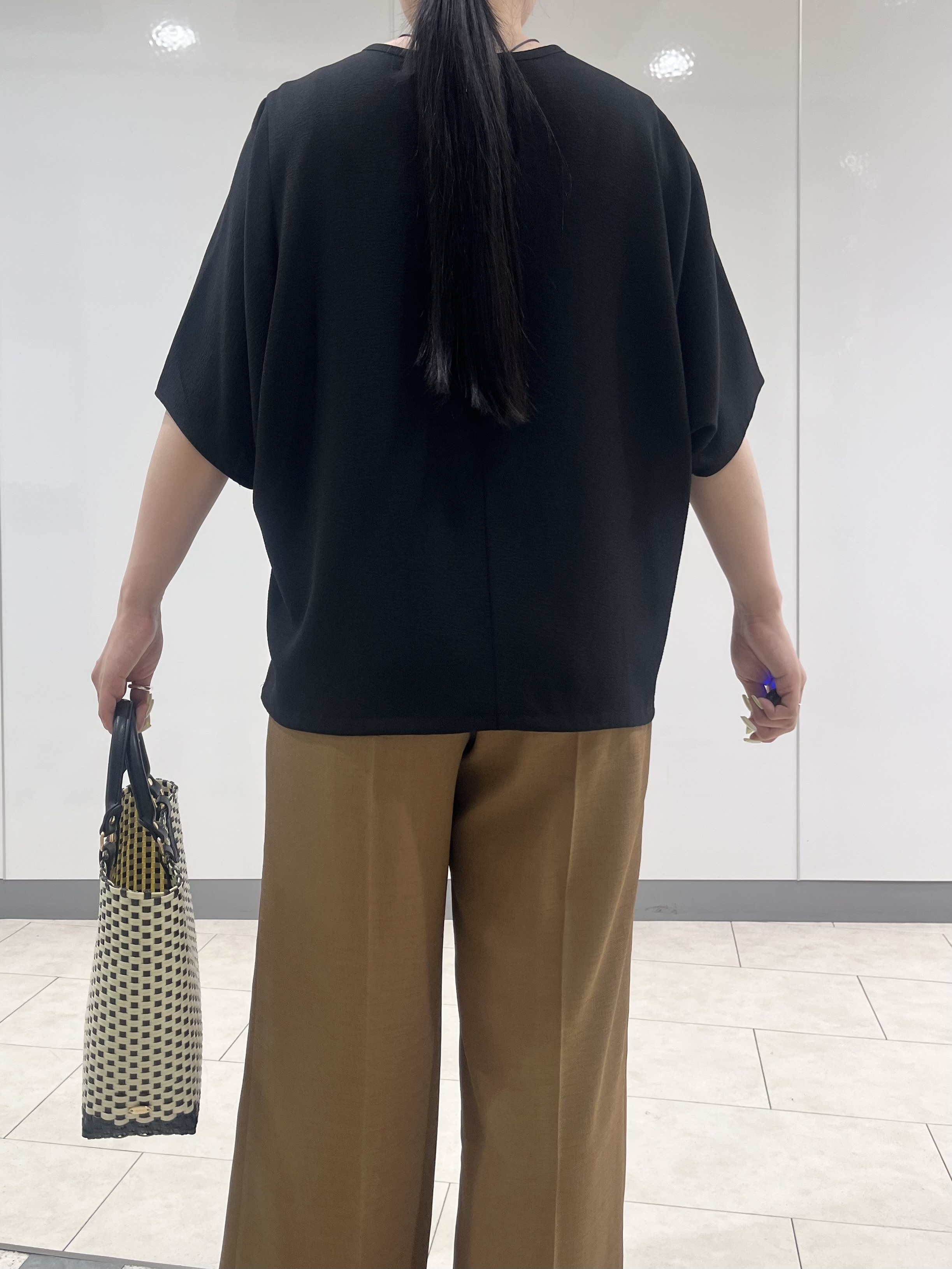 hasuさんの「INDIVI｜【洗える／2WAY／裾ドロスト付き】 ドルマンスリーブチュニックトップス」を使ったコーディネート