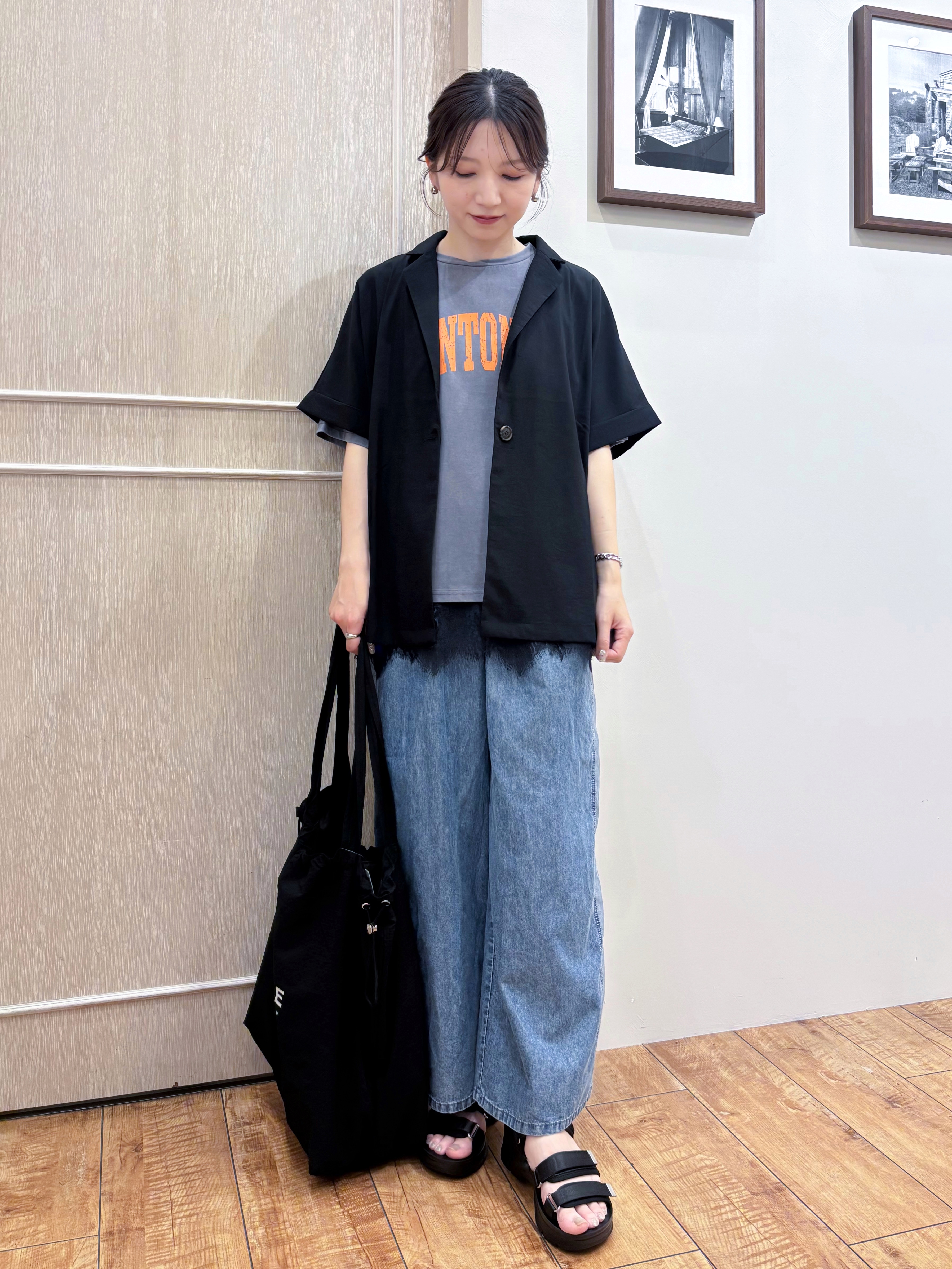 なみさんの「SHOO･LA･RUE｜【高レビュー/洗濯機可/セットアップ可】軽凛(かろりん) 半袖ジャケット」を使ったコーディネート