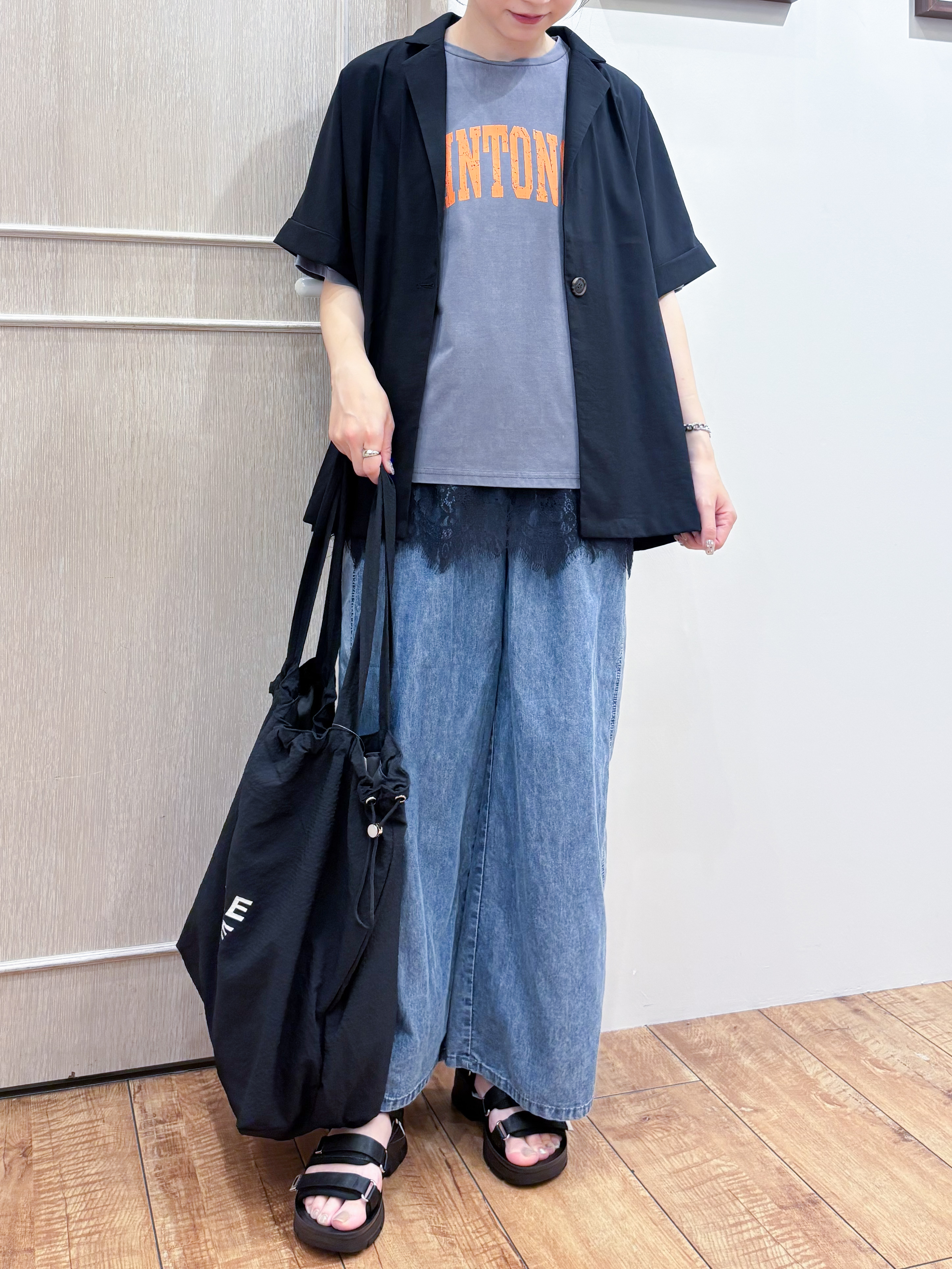 なみさんの「SHOO･LA･RUE｜【高レビュー/洗濯機可/セットアップ可】軽凛(かろりん) 半袖ジャケット」を使ったコーディネート
