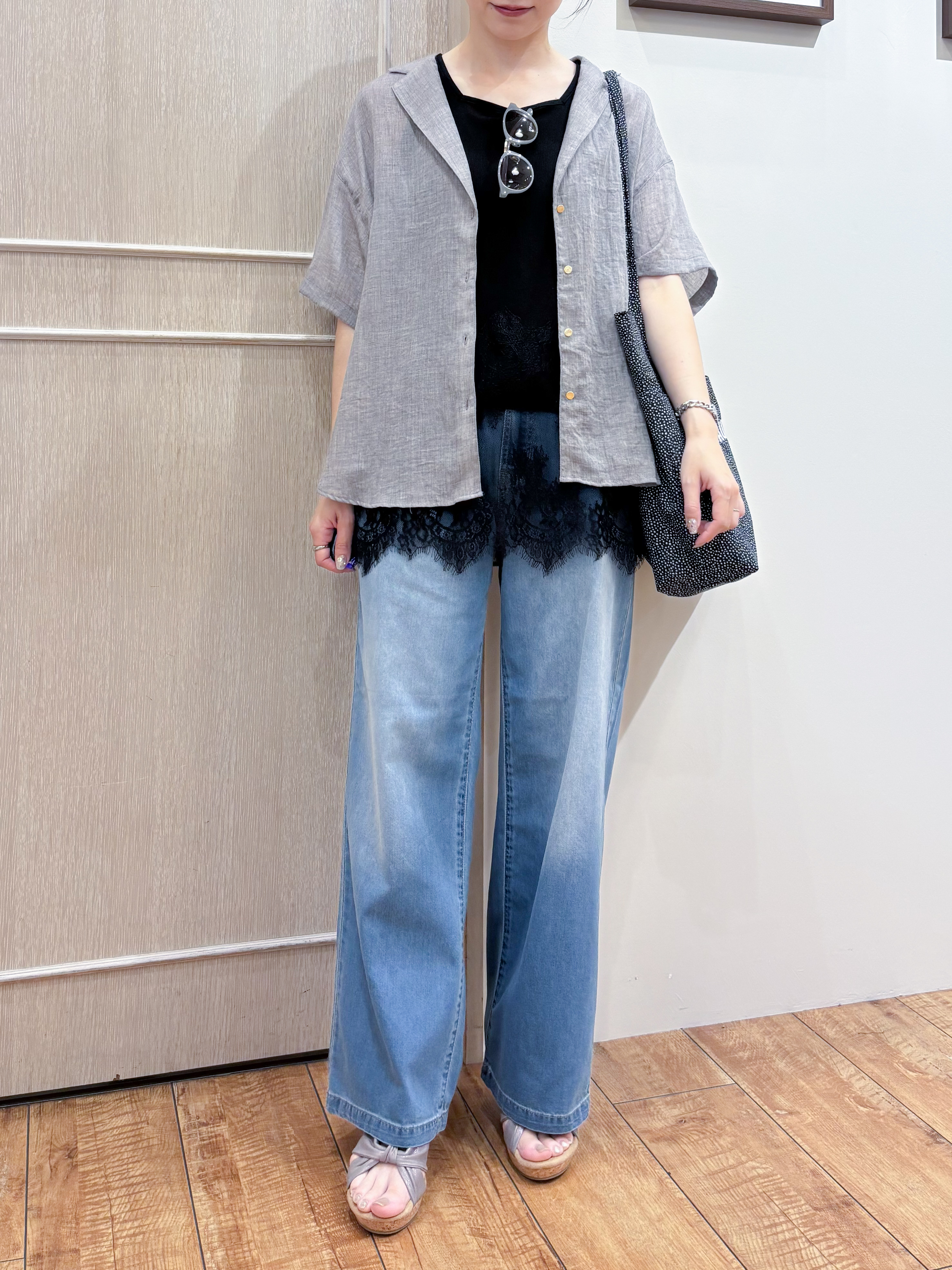 なみさんの「SHOO･LA･RUE｜【S-LL】ナチュラルに決まる 半袖シアーシャツジャケット」を使ったコーディネート