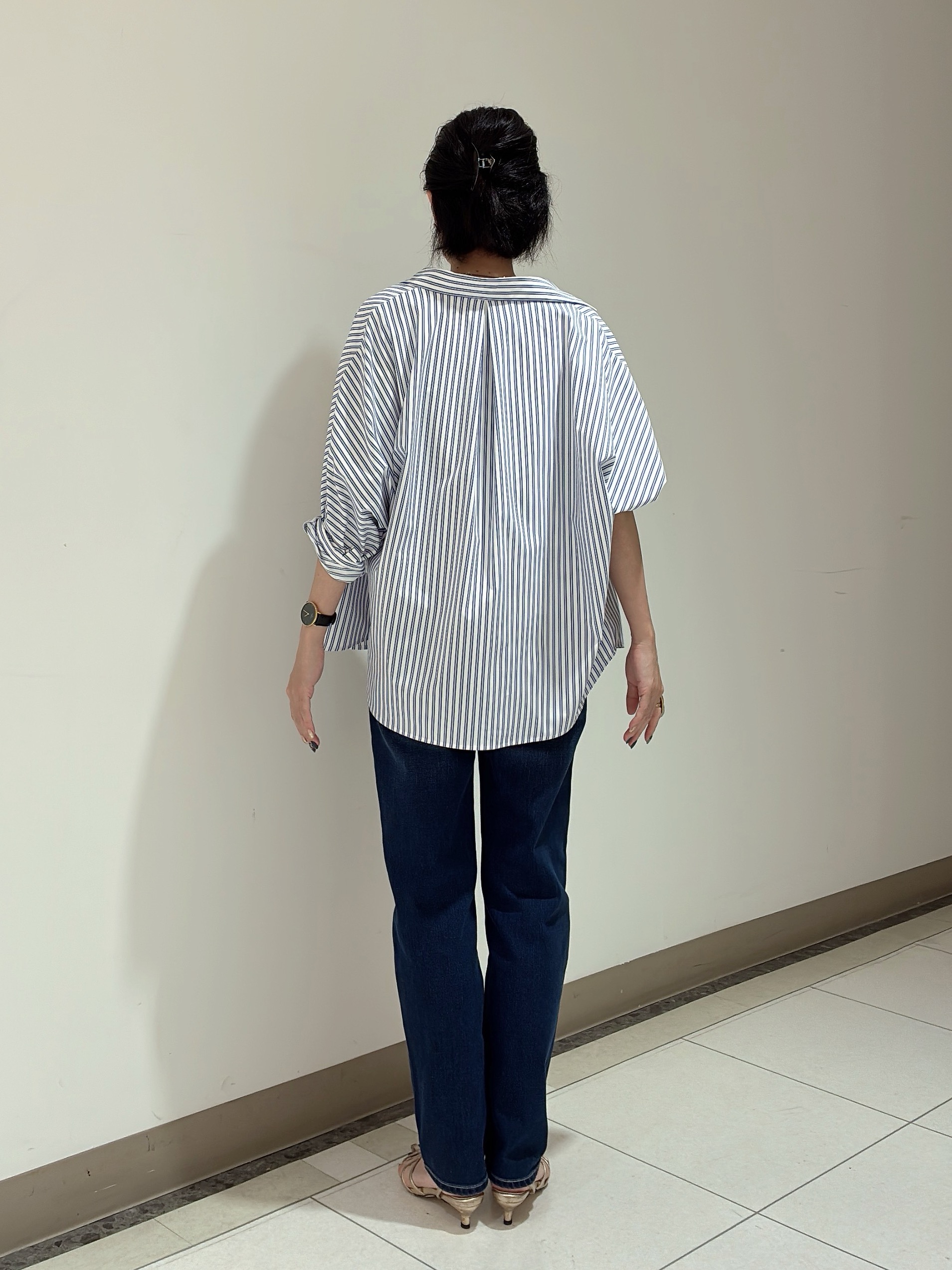 環さんの「UNTITLED｜【接触冷感/吸水速乾/UVカット】ドルマンスリーブシャツ」を使ったコーディネート