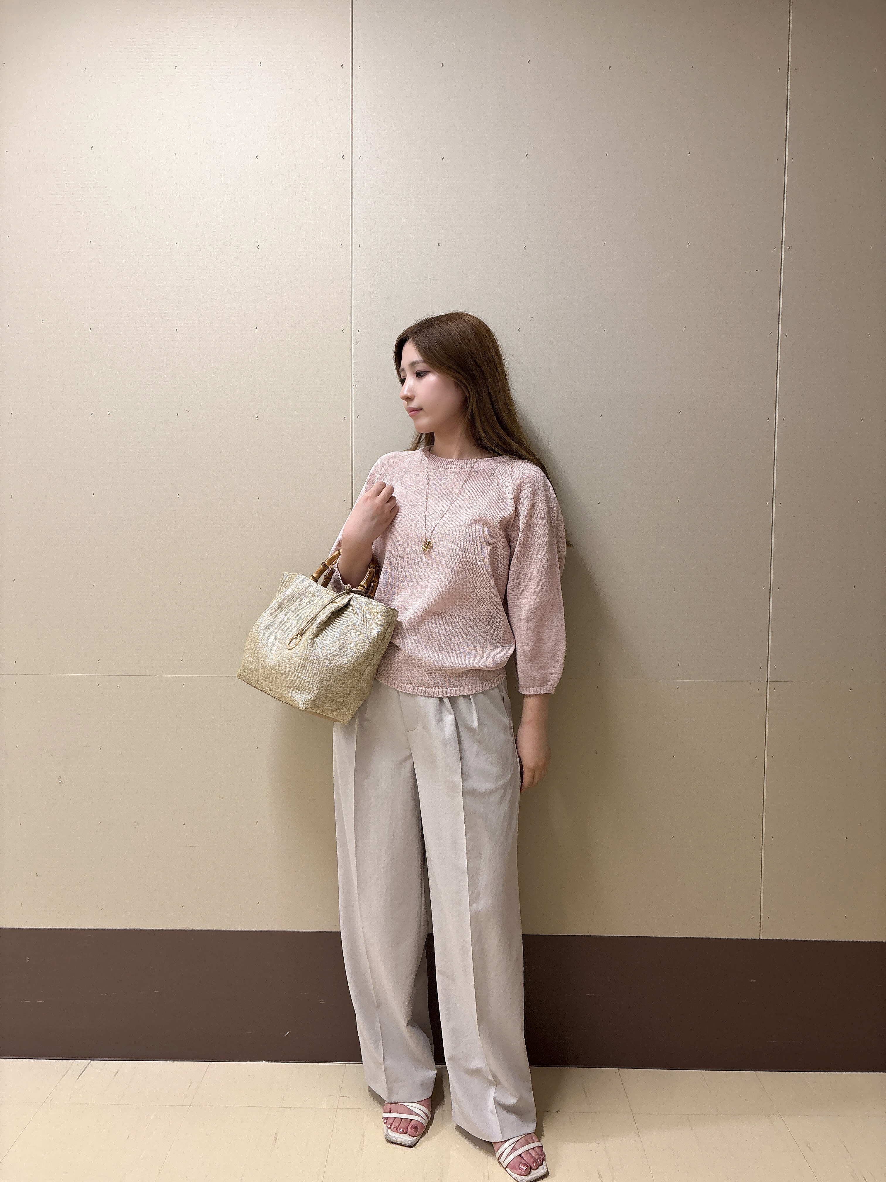 rimaさんの「UNTITLED｜【洗える/ゆったり】クルーネックドライニット」を使ったコーディネート