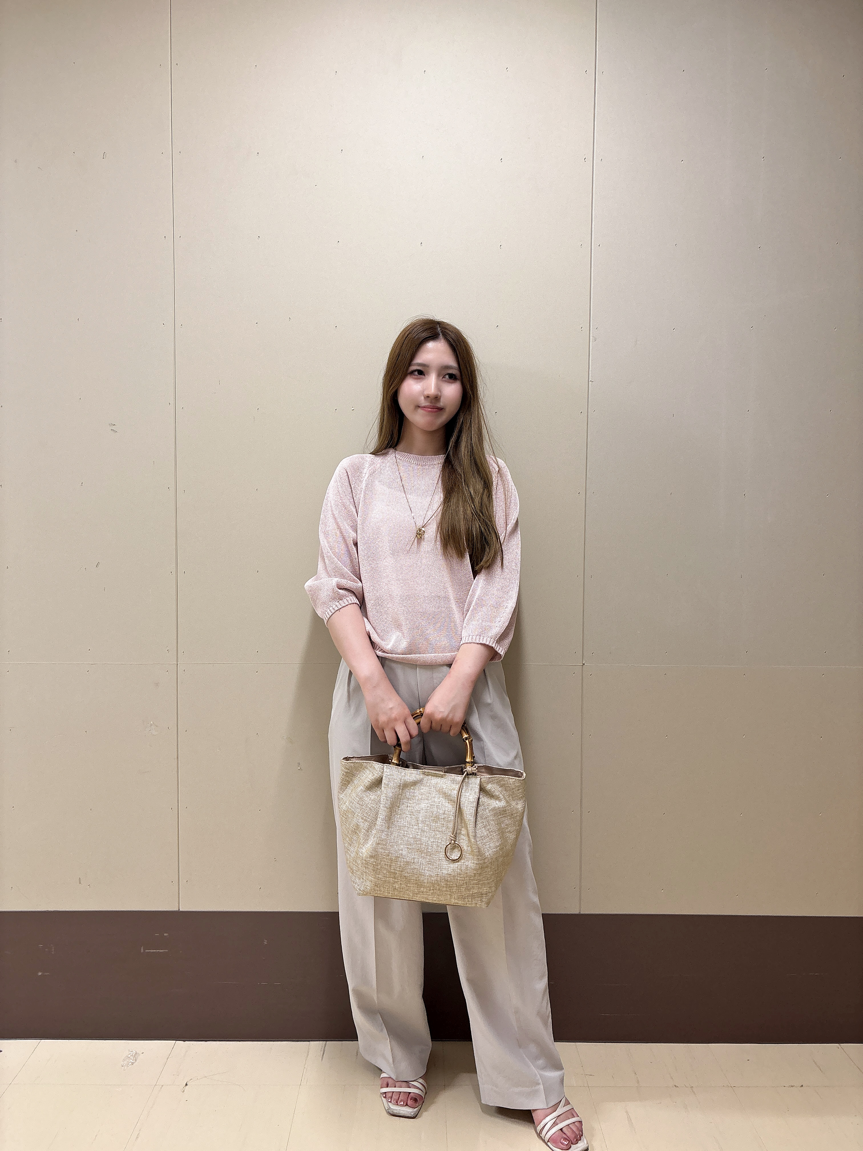 rimaさんの「UNTITLED｜【洗える/ゆったり】クルーネックドライニット」を使ったコーディネート