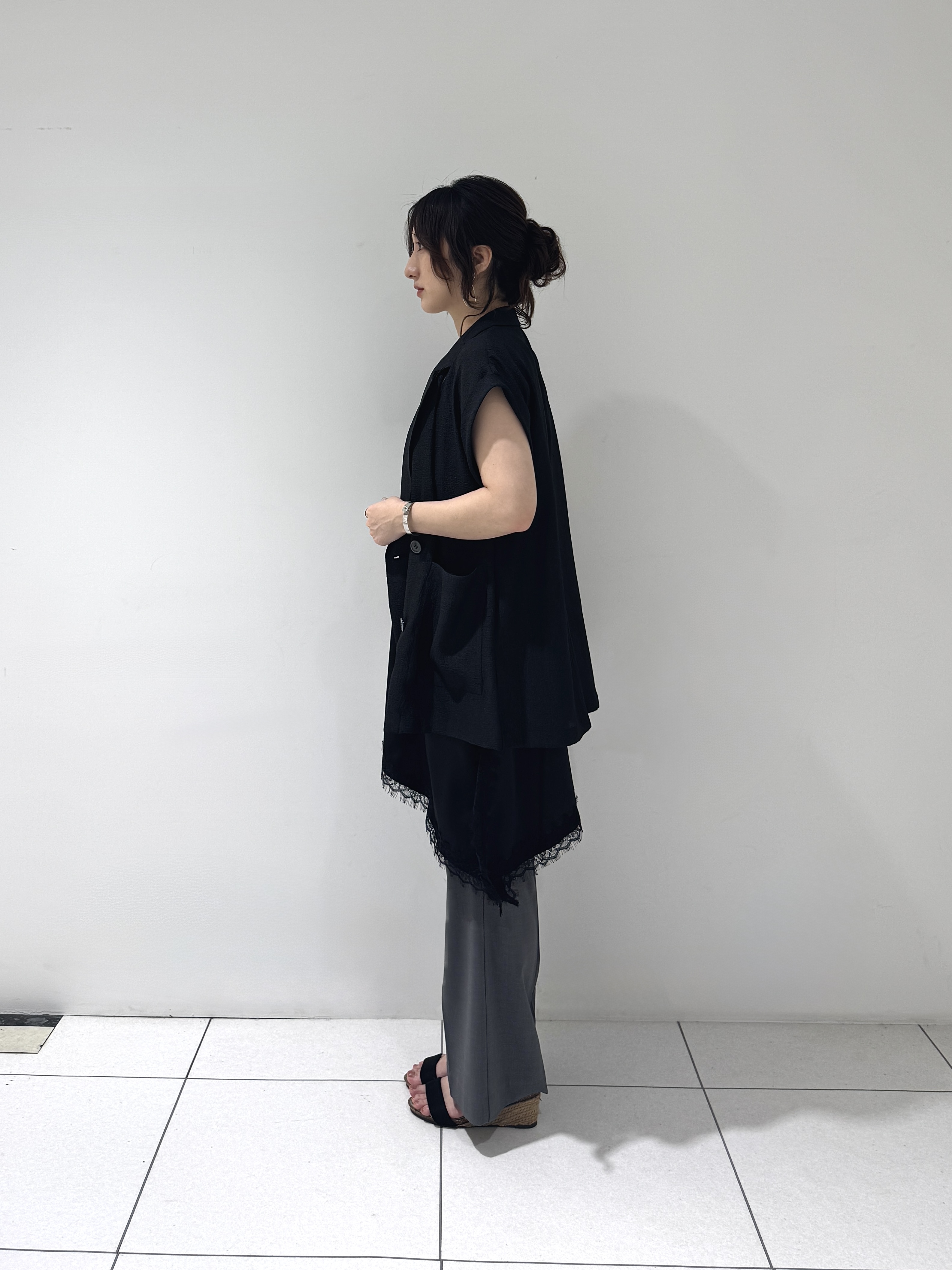 そんさんの「INDIVI｜ワッシャーシアー半袖ダブルジャケット」を使ったコーディネート