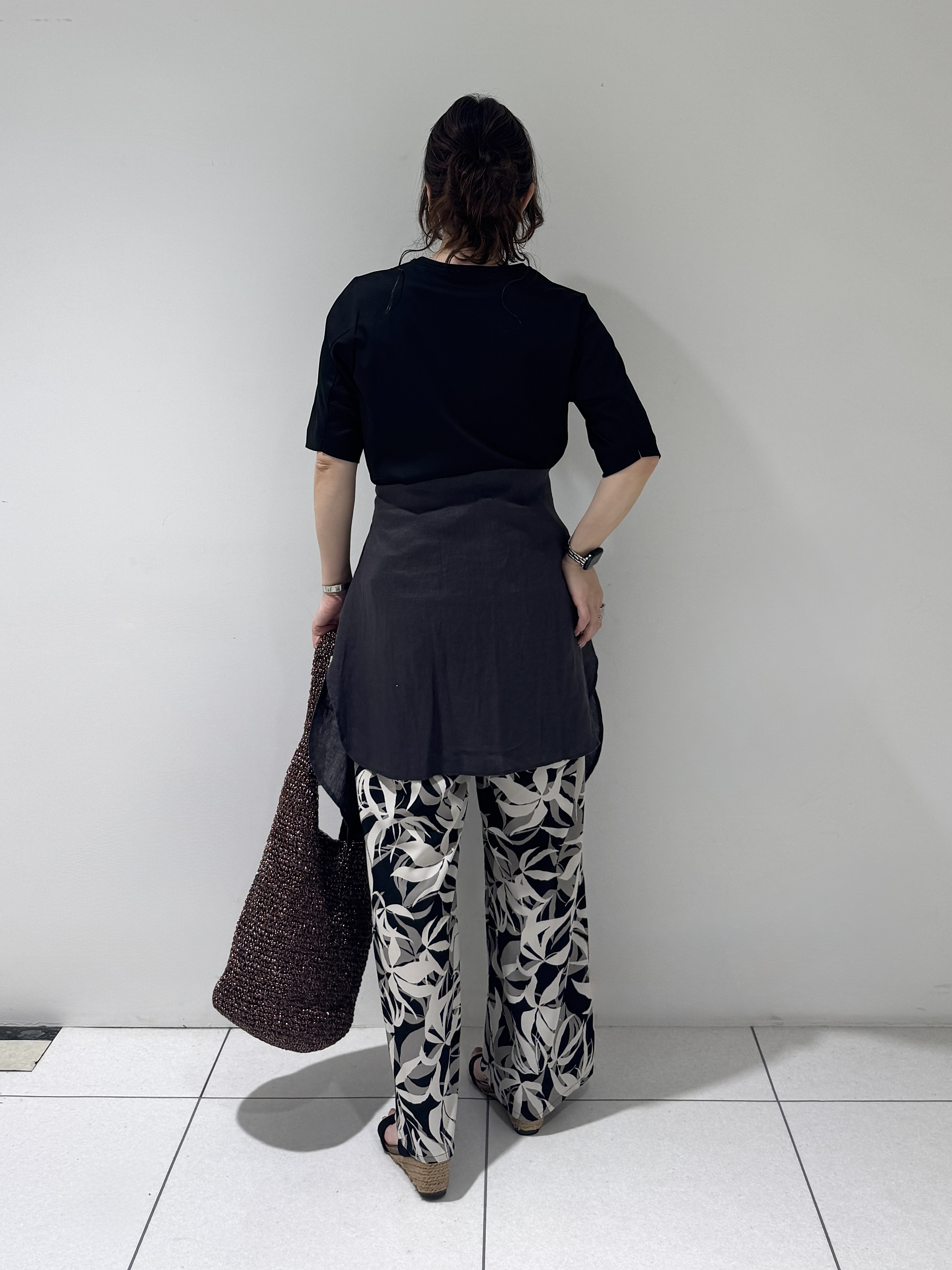 そんさんの「INDIVI｜【接触冷感／2WAY】カシュクールリネンシャツ」を使ったコーディネート