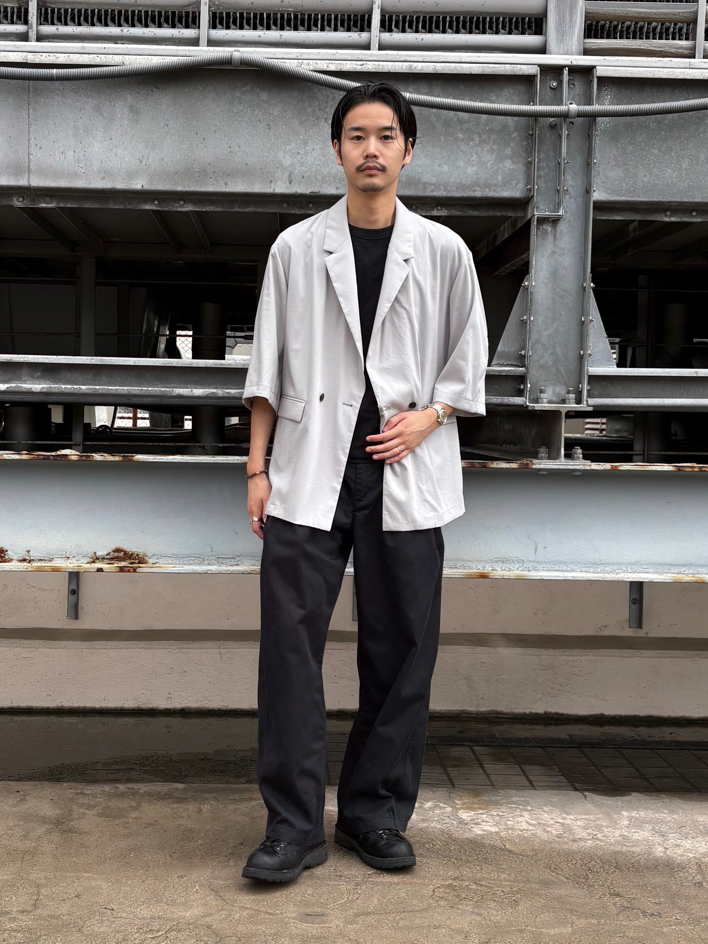 北浦歩大さんの「tk.TAKEO KIKUCHI｜【接触冷感／UVCUT／セットアップ対応可】COOL PLAY5部袖ジャケット」を使ったコーディネート