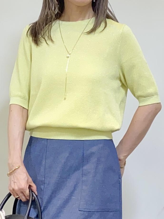 tomoさんの「UNTITLED｜◆【アンサンブル可】ラメ混クルーネックカーディガン」を使ったコーディネート