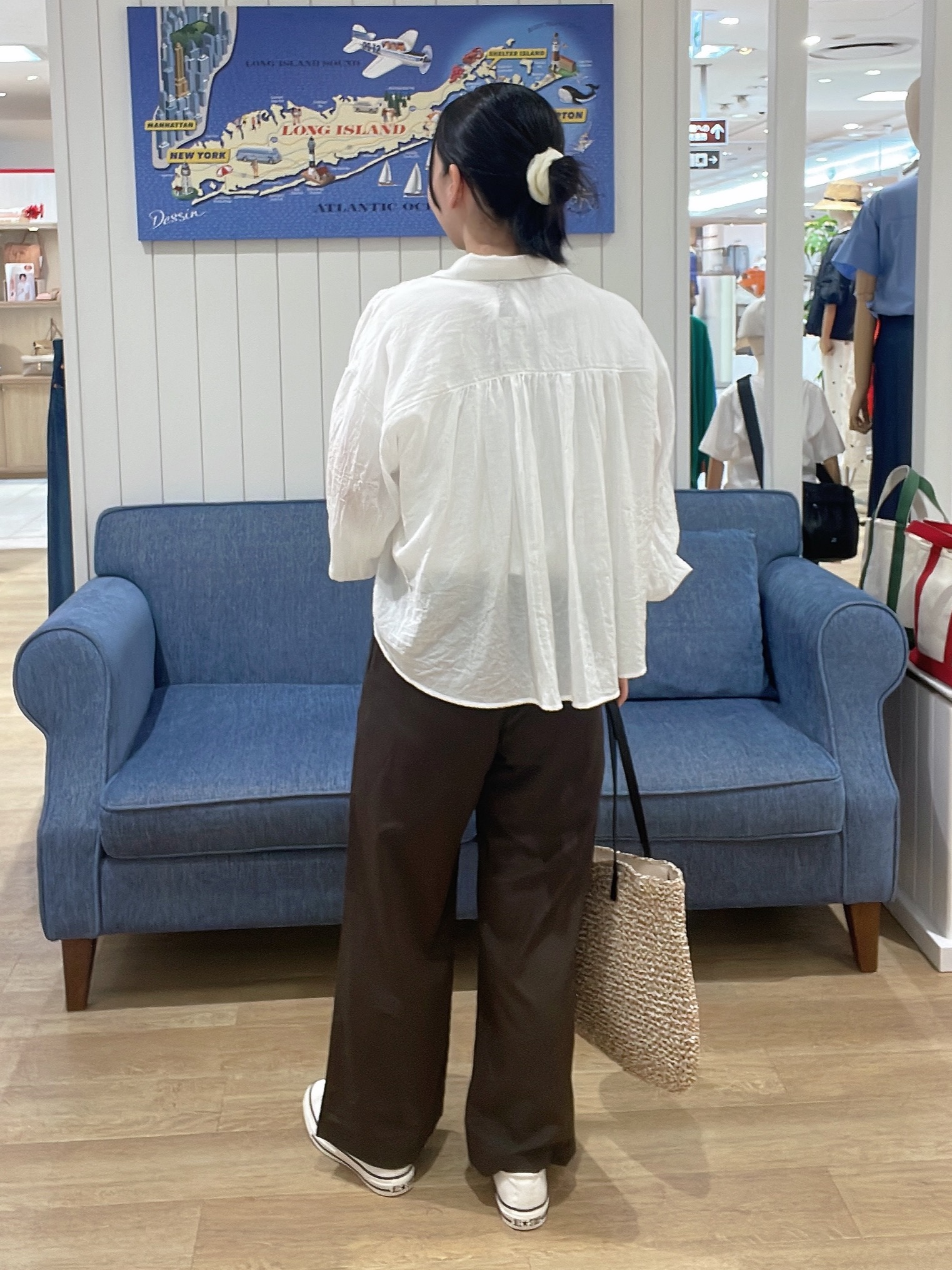 AYAさんの「Dessin｜エアリーシアーブラウス」を使ったコーディネート