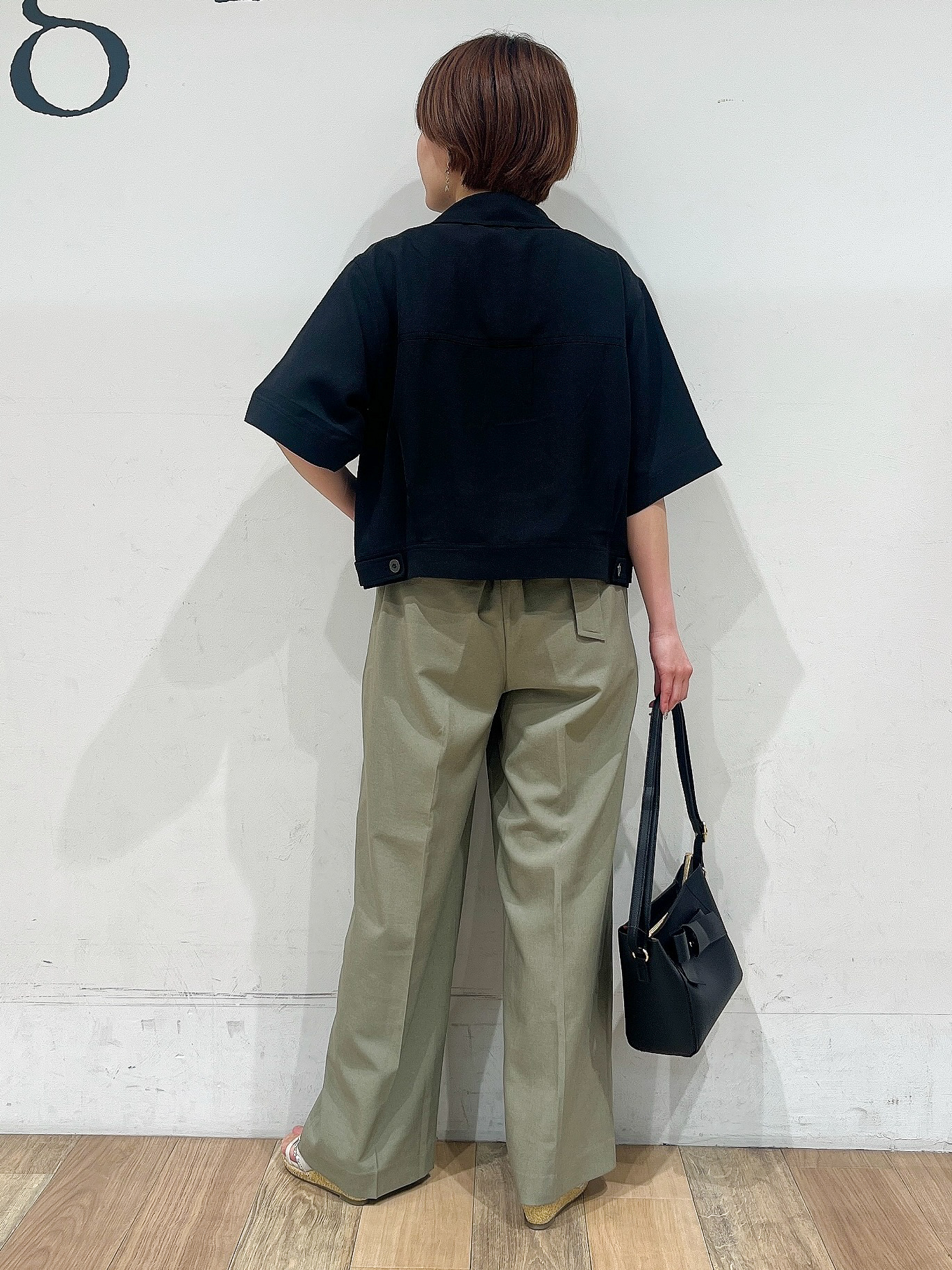山さんさんの「grove｜【吸水速乾・通気性・洗える】衿付きハーフジャケット」を使ったコーディネート