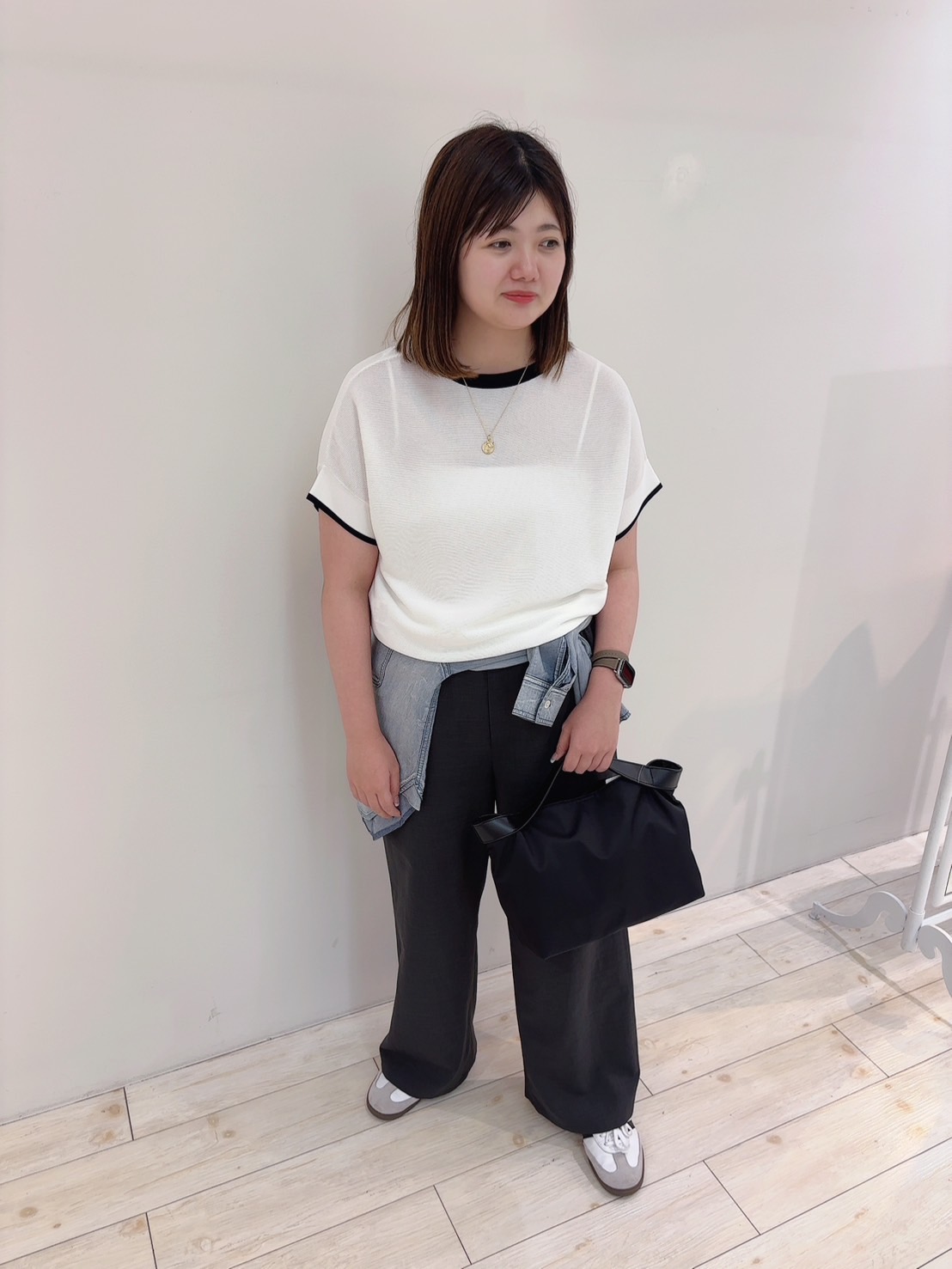 Mizuさんの「UNTITLED｜【11色展開/体型カバー】前後2WAYフレンチスリーブニット」を使ったコーディネート