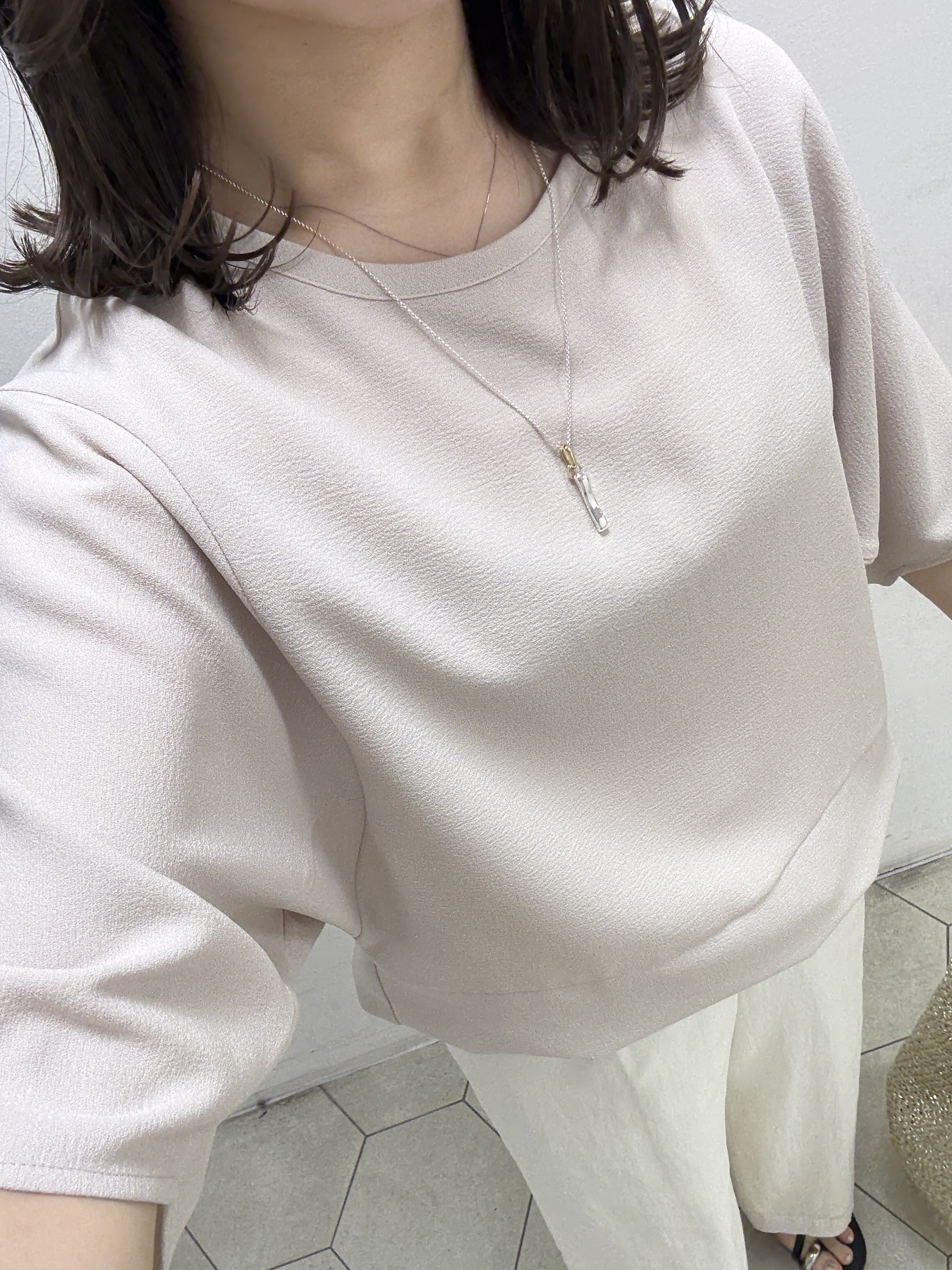 kahoさんの「INDIVI｜【洗える／2WAY／裾ドロスト付き】 ドルマンスリーブチュニックトップス」を使ったコーディネート