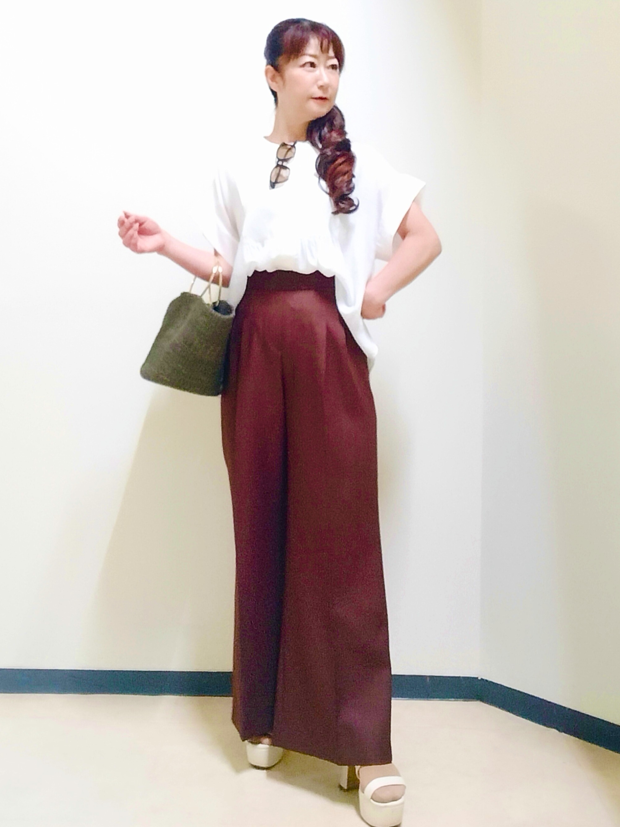 花さんの「Reflect｜ドビーストライプドルマンスリーブブラウス」を使ったコーディネート