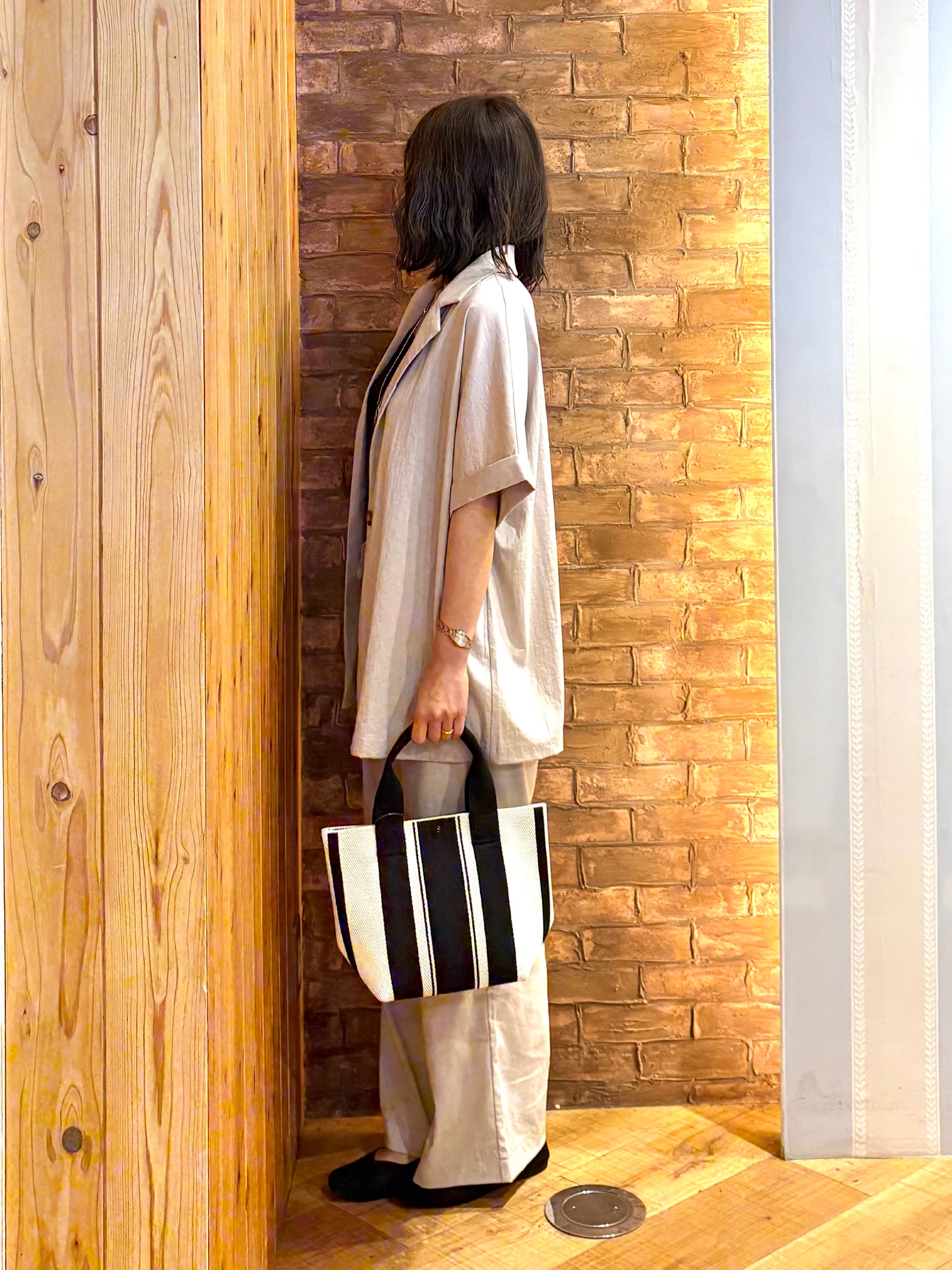 mieさんの「SHOO･LA･RUE｜【高レビュー/洗濯機可/セットアップ可】軽凛(かろりん) 半袖ジャケット」を使ったコーディネート