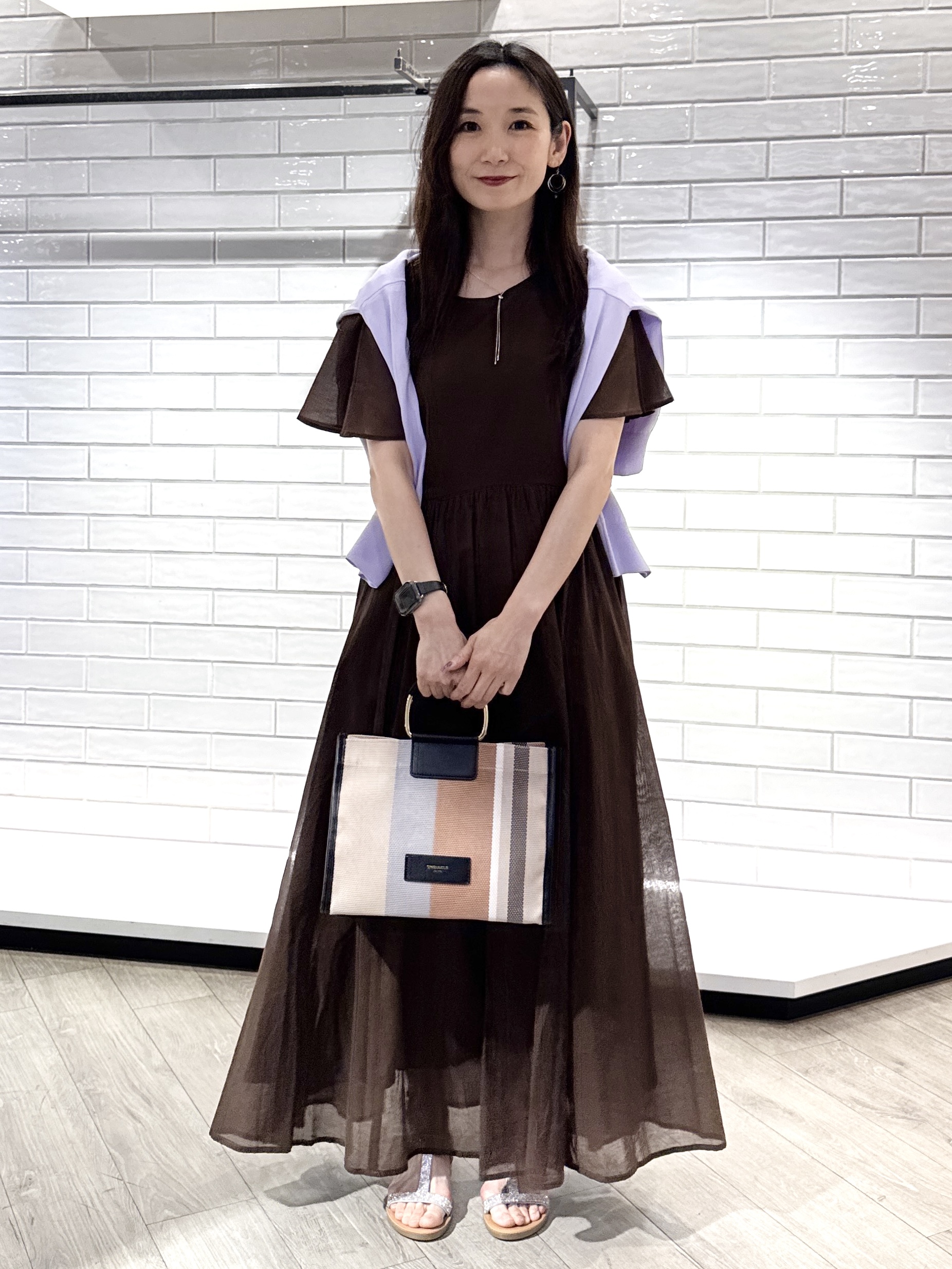 yuicciさんの「OPAQUE.CLIP｜【UV／接触冷感】Vネックリラクシーニットカーディガン《洗濯機OK／抗ピル》」を使ったコーディネート