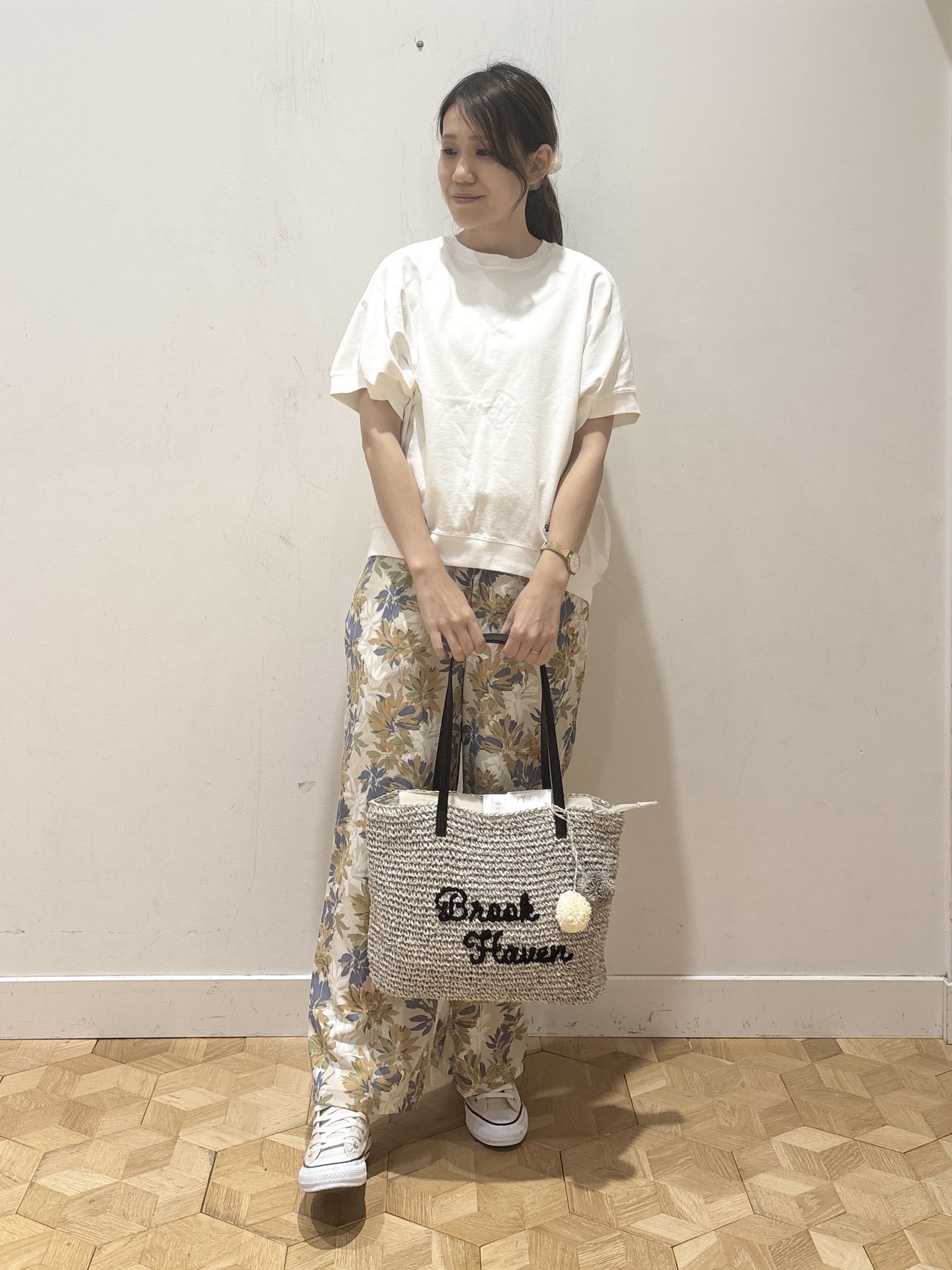 YUMIさんの「Dessin｜【洗える】ミニ裏毛ドルマンスリーブプルオーバー」を使ったコーディネート
