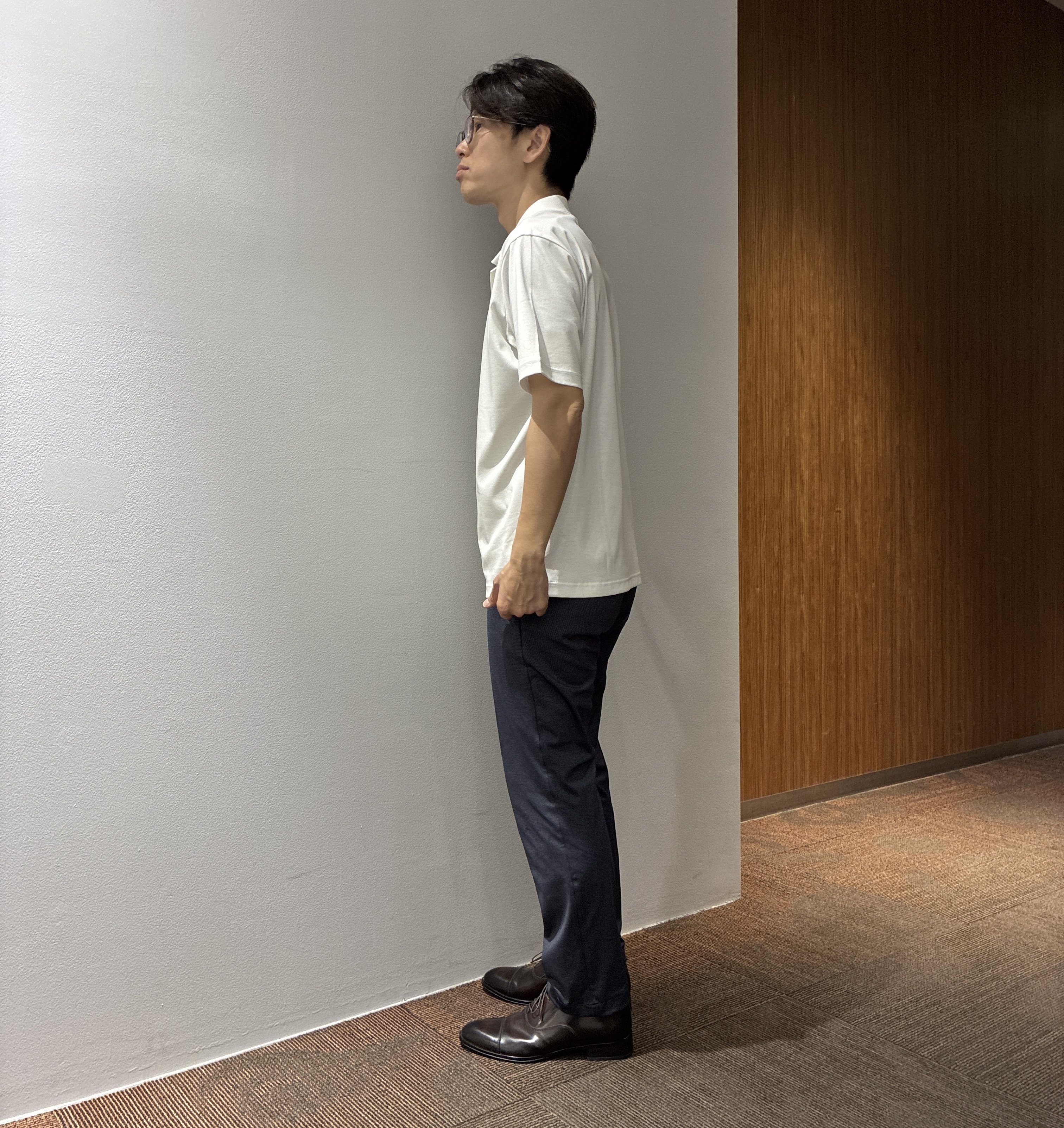 わいずみさんの「TAKEO KIKUCHI｜【360&deg;ストレッチ／軽量】None Of Stress ライト ジャケット（セットアップ対応）」を使ったコーディネート