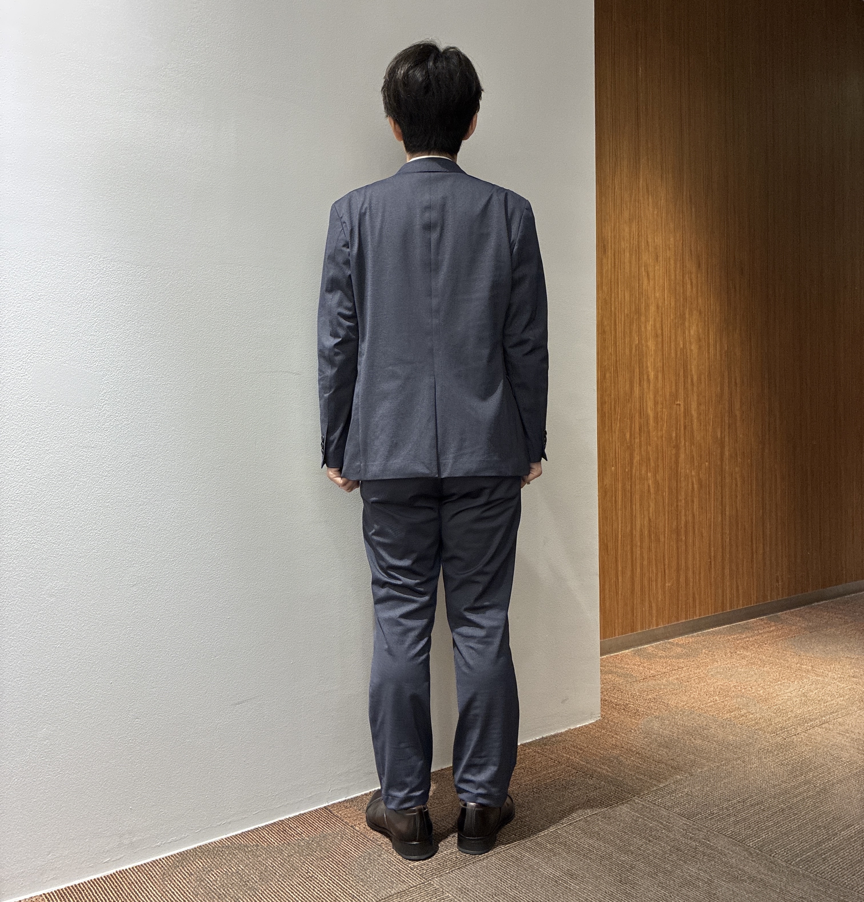 わいずみさんの「TAKEO KIKUCHI｜【360&deg;ストレッチ／軽量】None Of Stress ライト ジャケット（セットアップ対応）」を使ったコーディネート