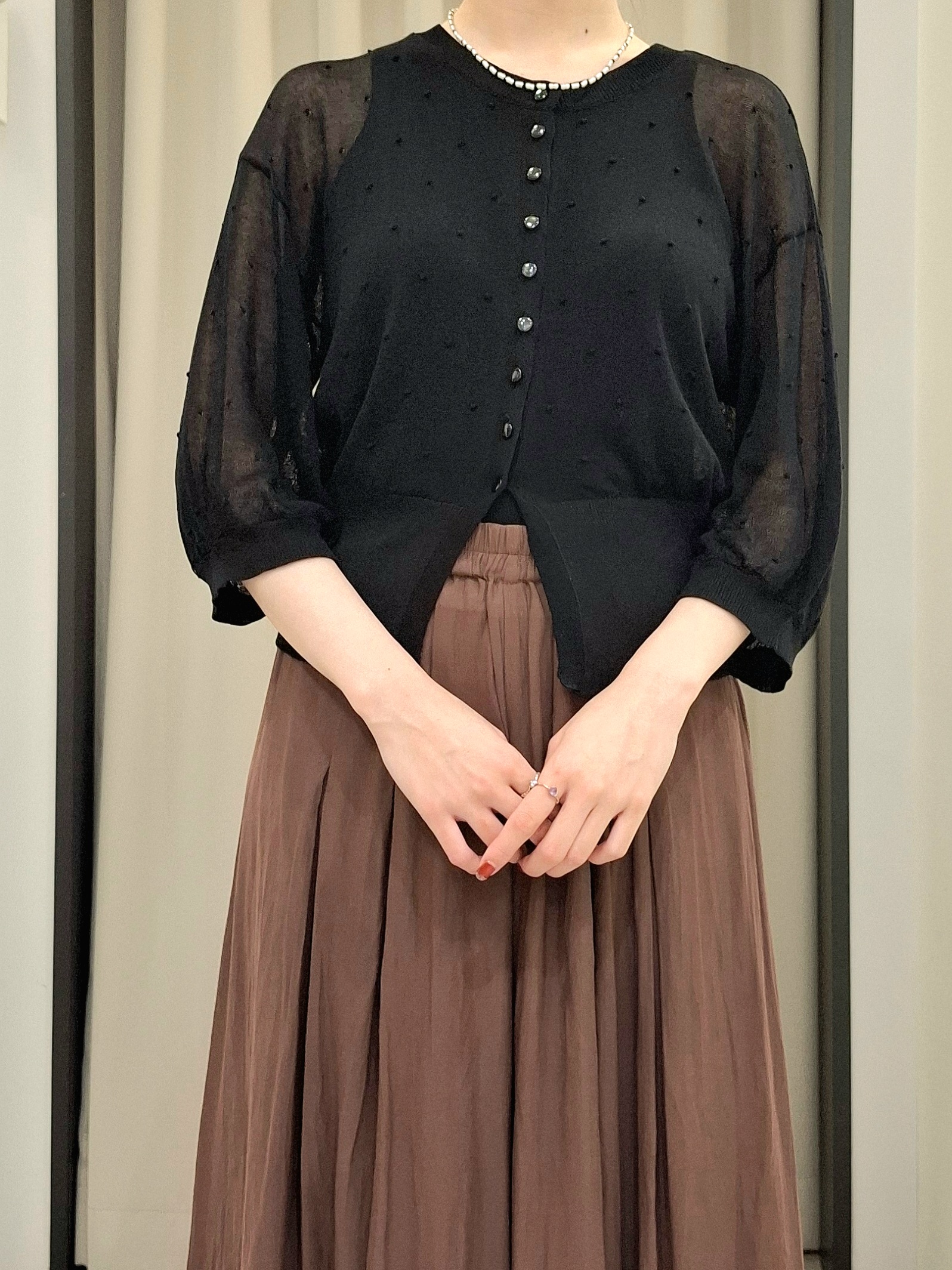 なーちゃんさんの「grove｜シアードットカーディガン」を使ったコーディネート