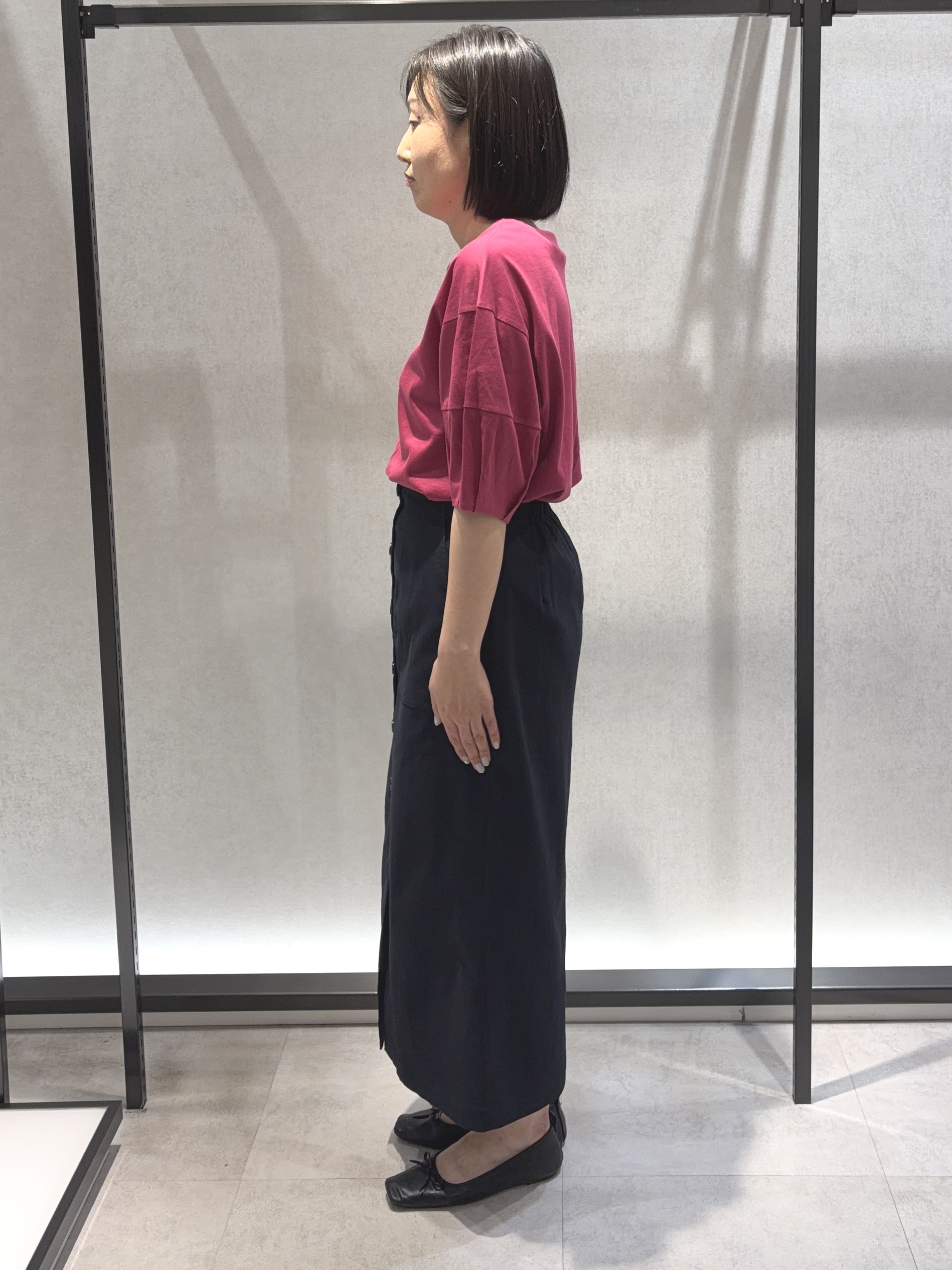 わたなべさんの「UNTITLED｜【汗染み防止/接触冷感】ランタンスリーブプルオーバー」を使ったコーディネート