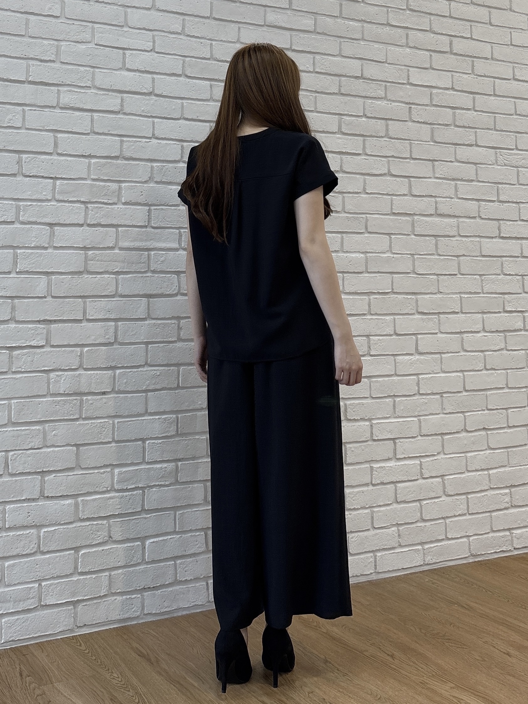 sayaさんの「COUP DE CHANCE｜【手洗い可／セットアップ可】キーネックブラウス」を使ったコーディネート