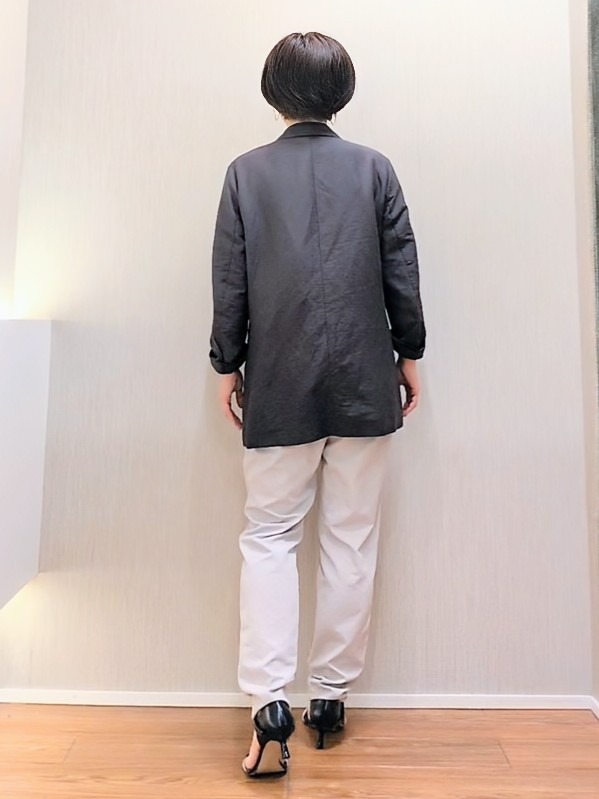 ミズタさんの「UNTITLED｜◆【程よいシアー感/洗える】エアリーバイオジャケット」を使ったコーディネート
