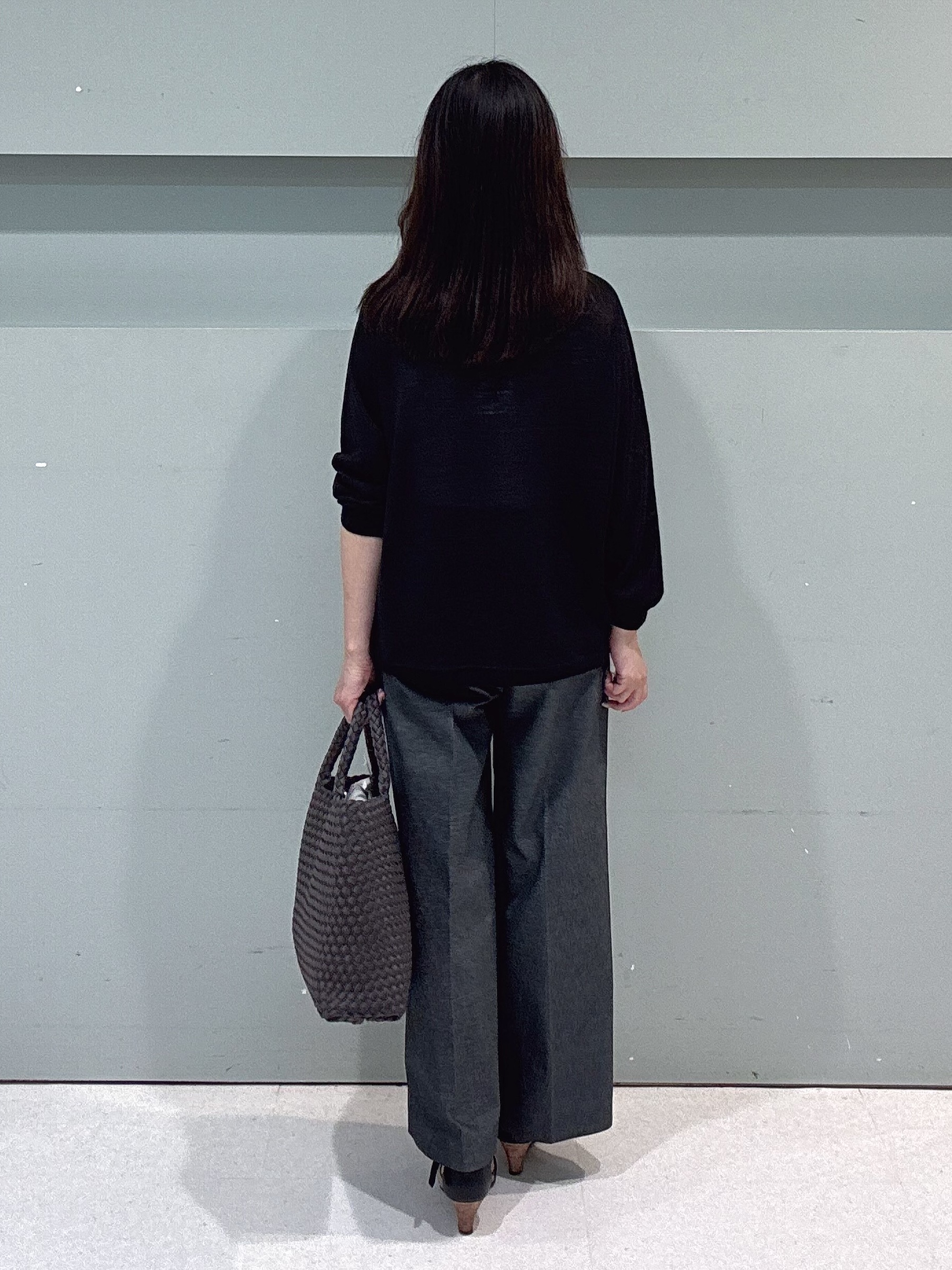 makiさんの「UNTITLED｜【ゆったり/リラクシー】リネンボートネックプルオーバー」を使ったコーディネート
