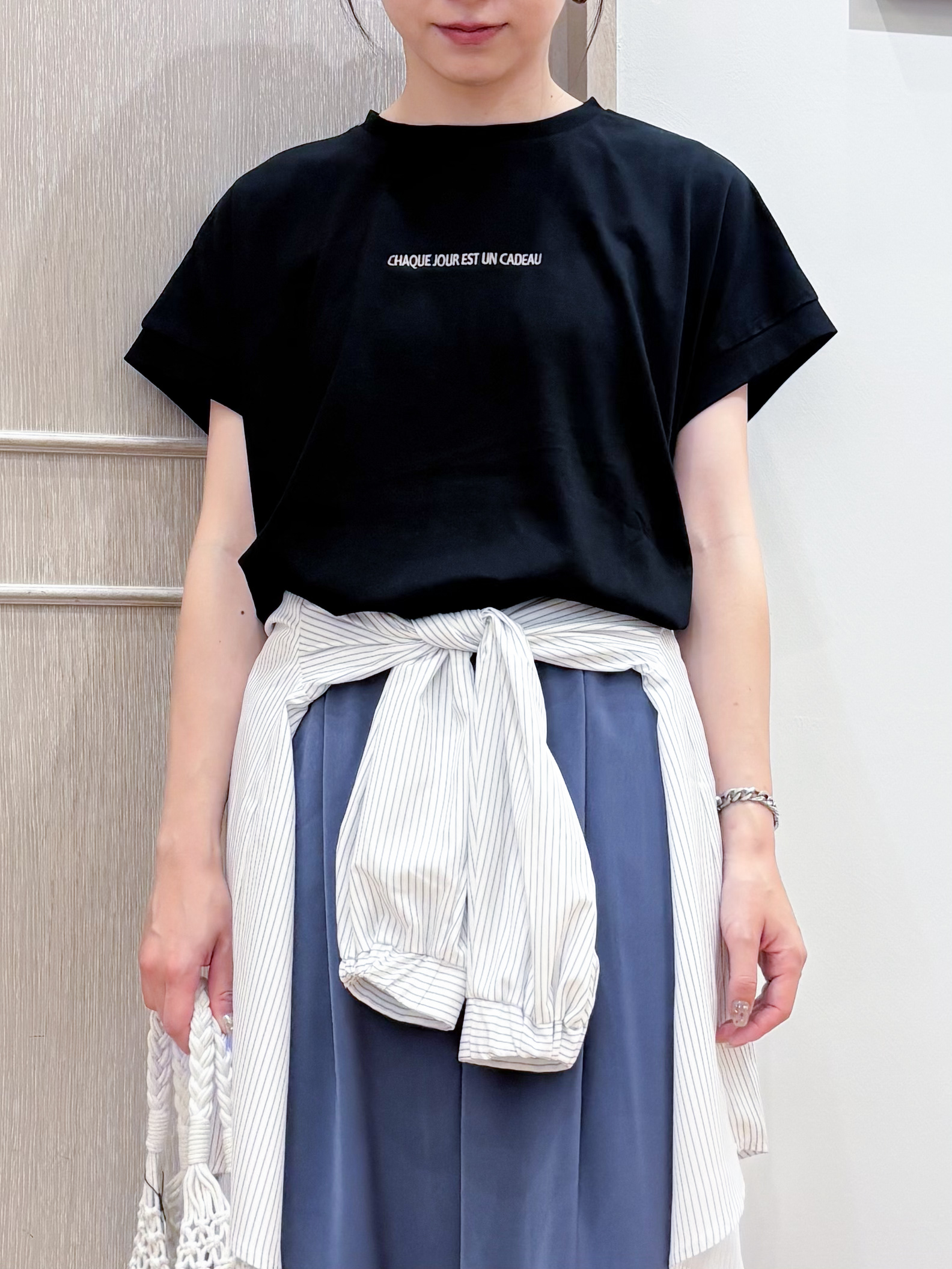 なみさんの「SHOO･LA･RUE｜【UV/吸水速乾/洗濯後しわになりにくい】ラッシュガードにもなる ストライプシャツ」を使ったコーディネート