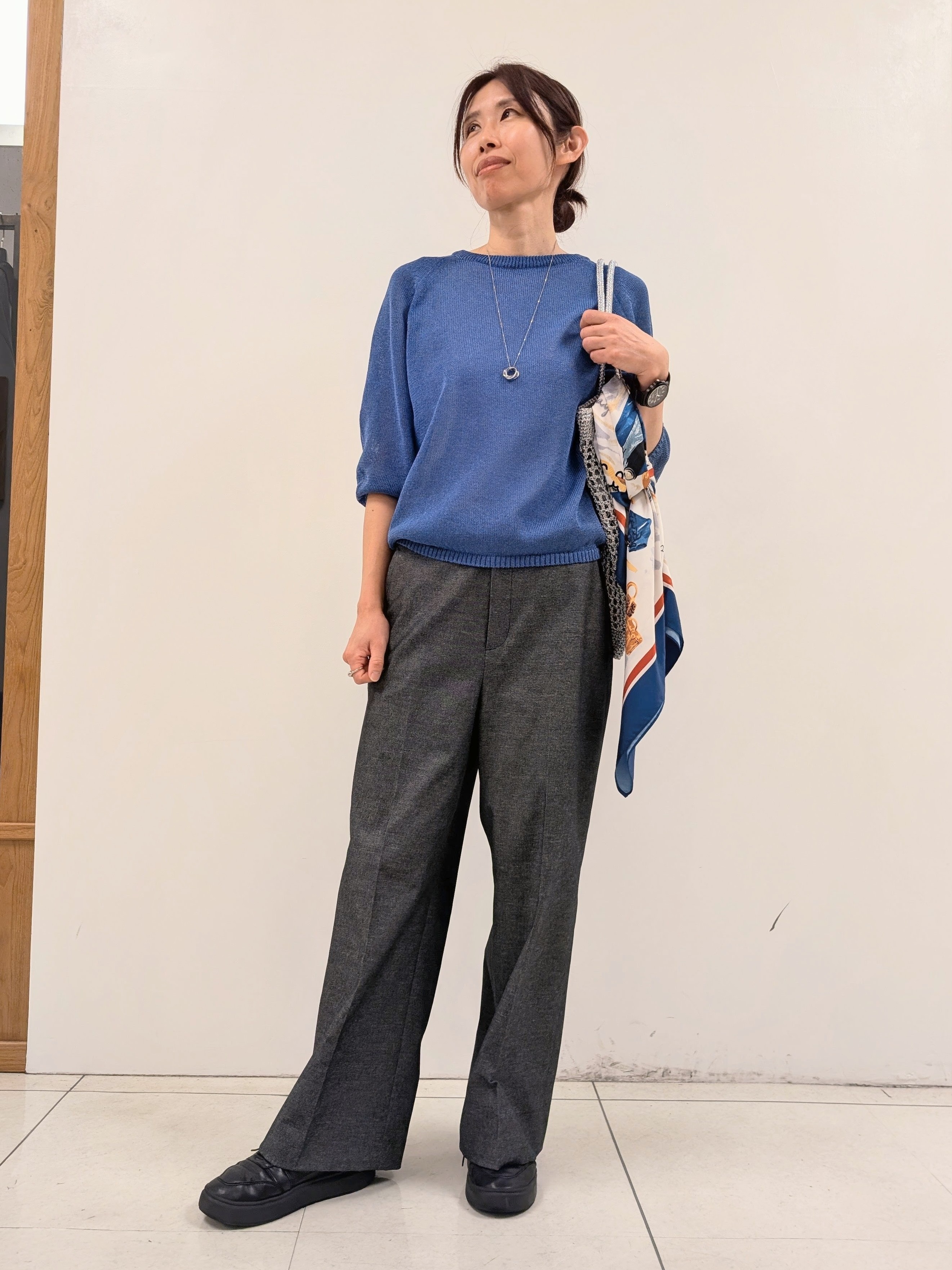 erikkoさんの「UNTITLED｜【洗える/ゆったり】クルーネックドライニット」を使ったコーディネート