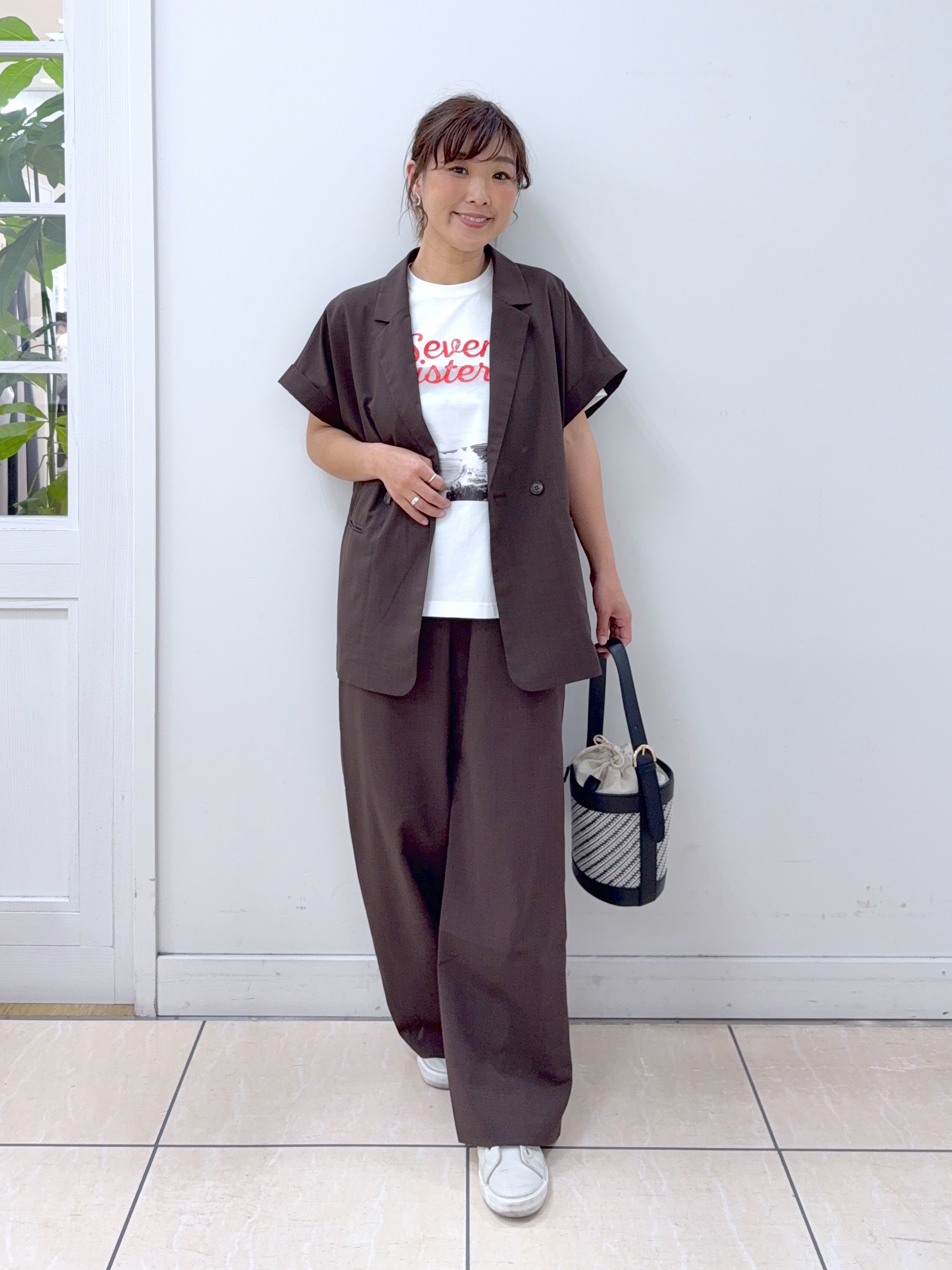 Osawaさんの「Dessin｜【ユニセックス/洗える】オーガニックロゴTシャツ」を使ったコーディネート