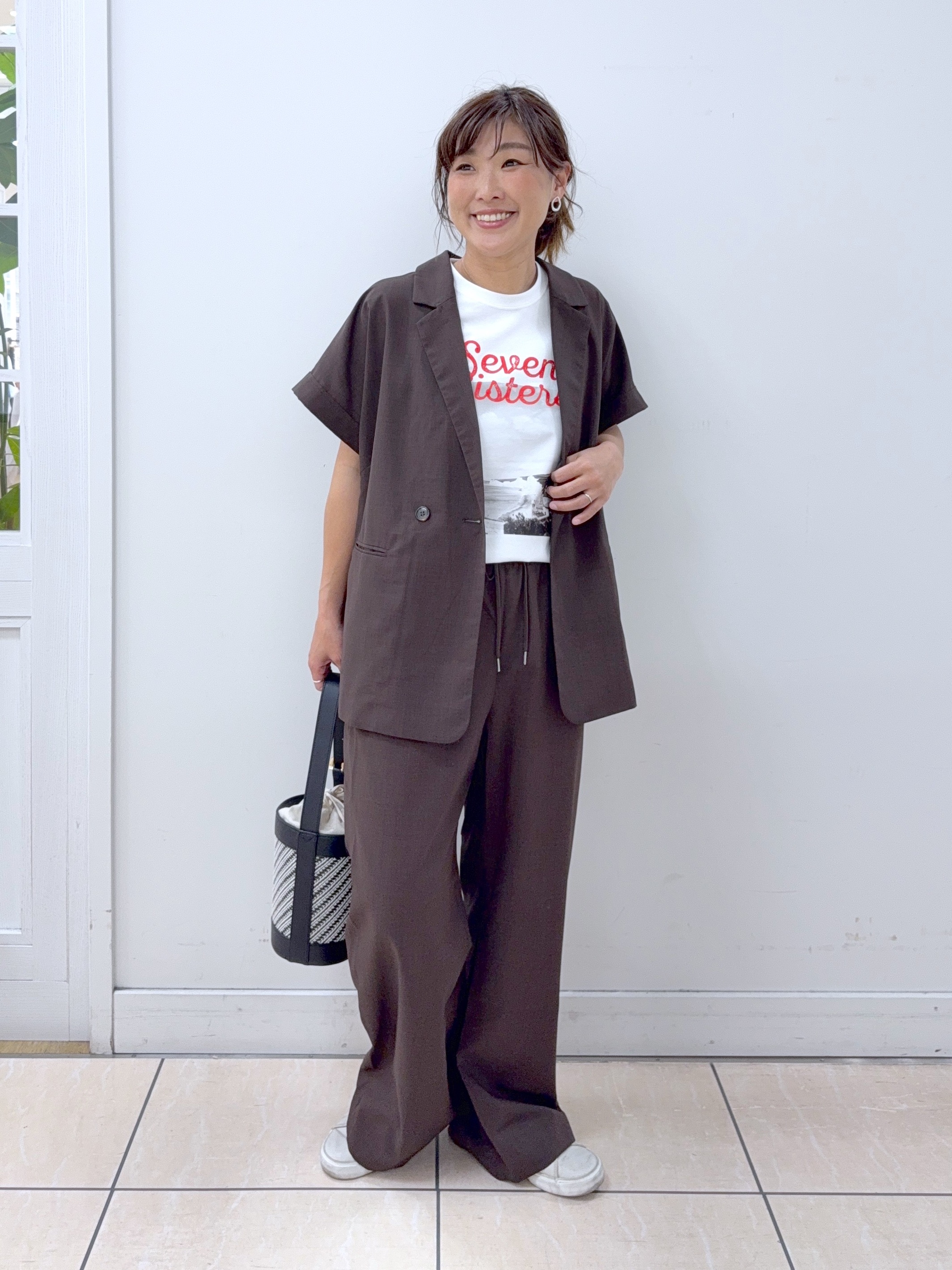 Osawaさんの「Dessin｜【ユニセックス/洗える】オーガニックロゴTシャツ」を使ったコーディネート