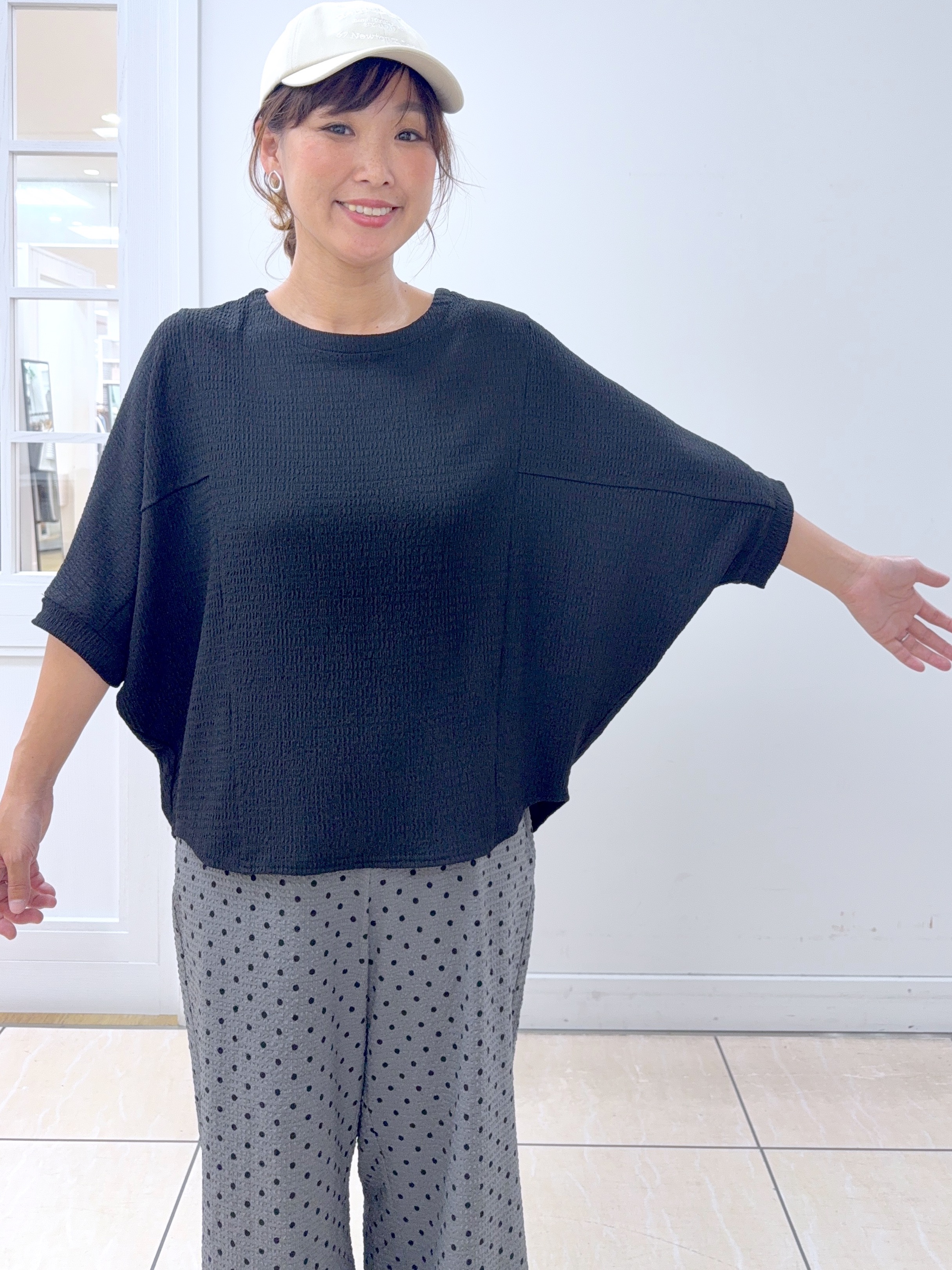 Osawaさんの「Dessin｜【マシンウォッシャブル】ドライタッチVネックニットカーディガン」を使ったコーディネート