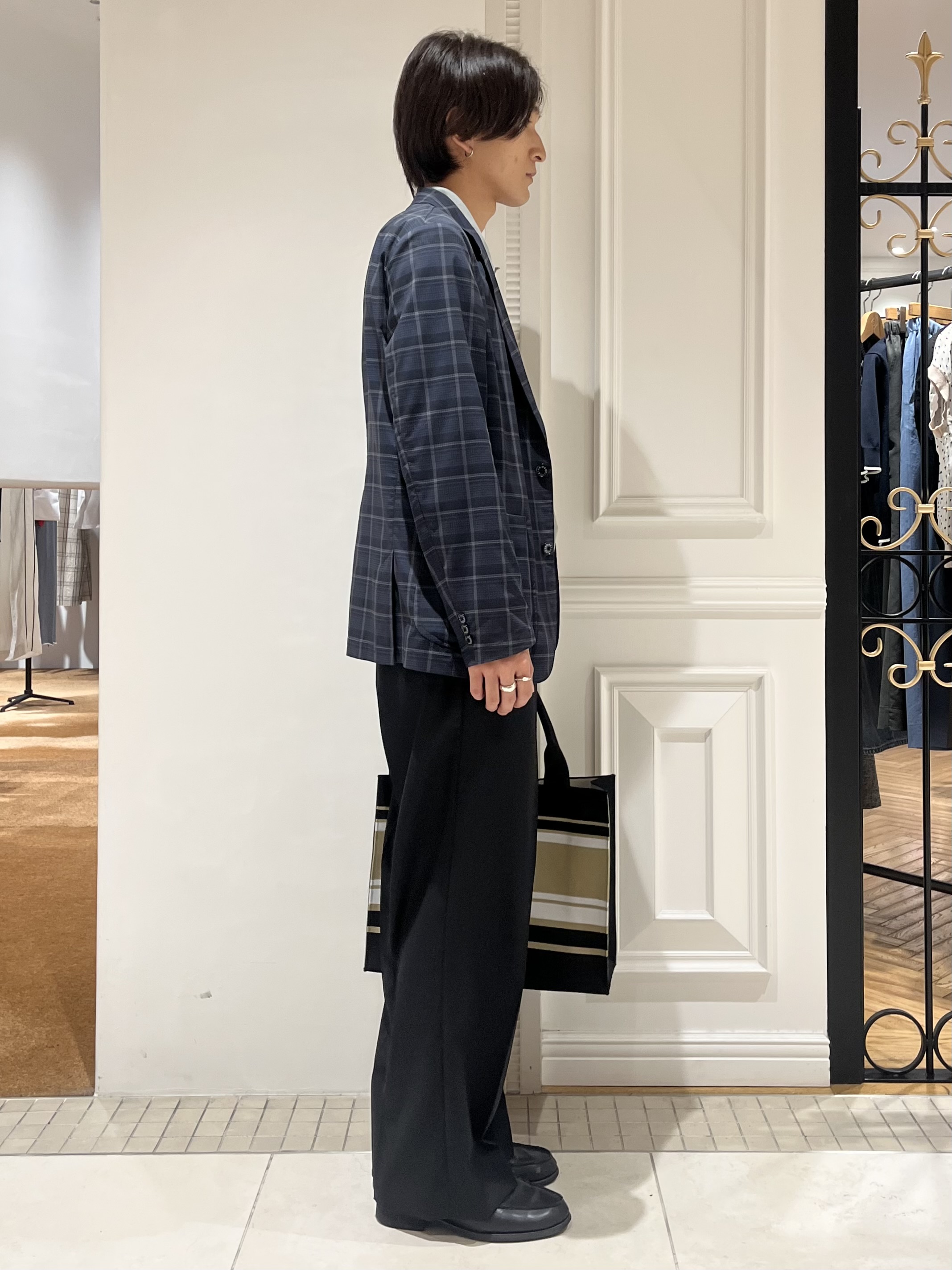 Watanabeさんの「DRESSTERIOR｜【ウォッシャブル】コットンシルク混 ニットポロシャツ」を使ったコーディネート