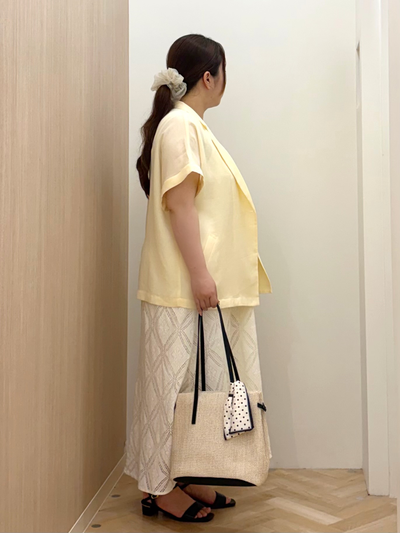 akariさんの「grove｜【洗濯機OK/SETUP可】シワになりにくいハーフスリーブジャケット」を使ったコーディネート