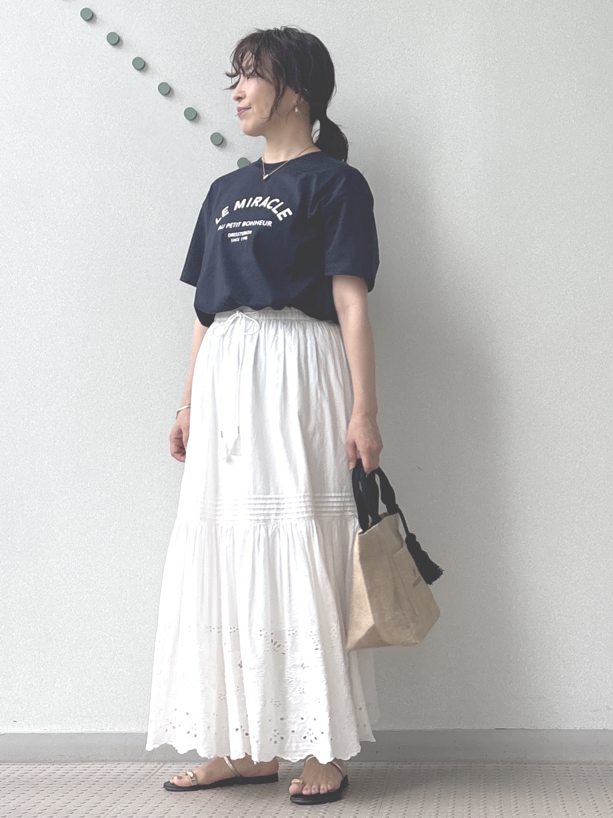 kawamuraさんの「DRESSTERIOR｜ル ミラクルロゴT」を使ったコーディネート