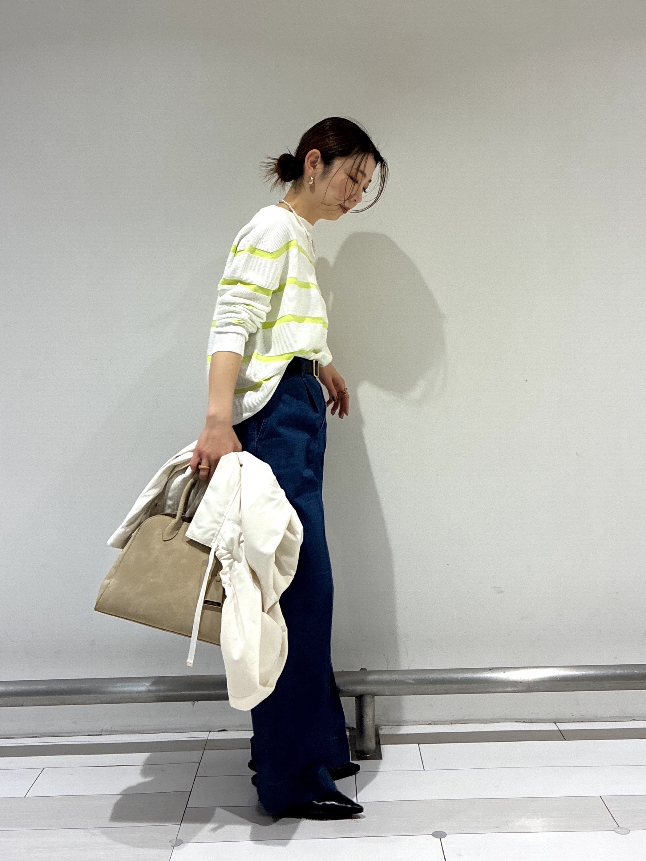 Rinさんの「UNTITLED｜◆【セットアップ可/ワイド】ライトウェイトデニムパンツ」を使ったコーディネート