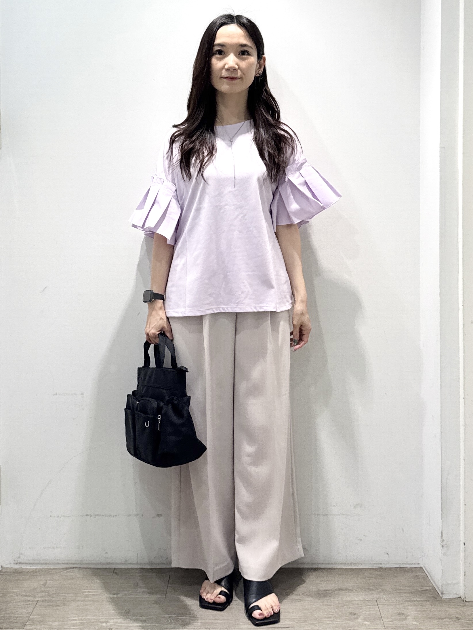 yuicciさんの「OPAQUE.CLIP｜【接触冷感】タックスリーブカットソー《洗濯機OK》」を使ったコーディネート