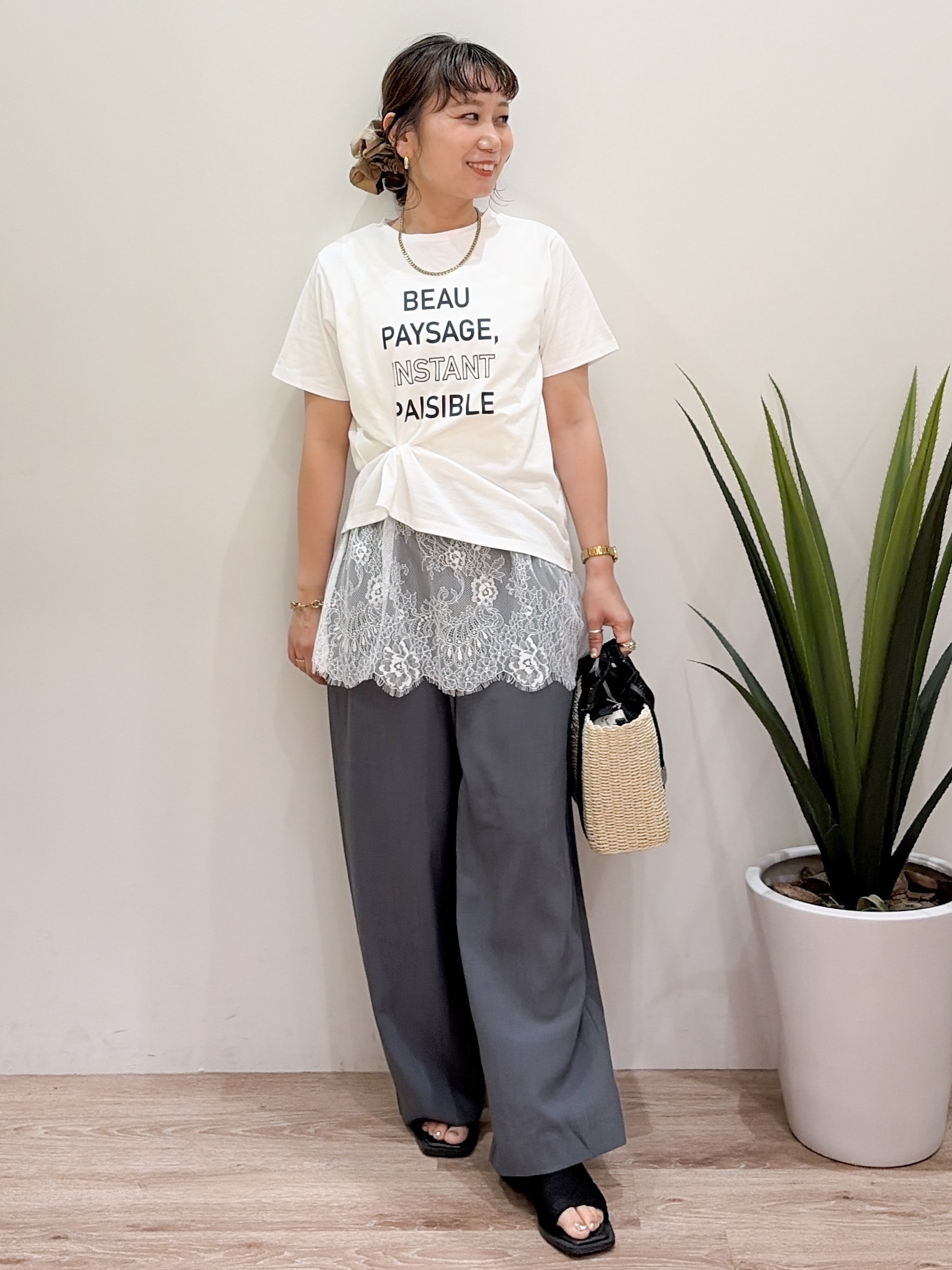 risayanさんの「OPAQUE.CLIP｜ロゴプリント刺繍アソートTシャツ【洗濯機OK】」を使ったコーディネート