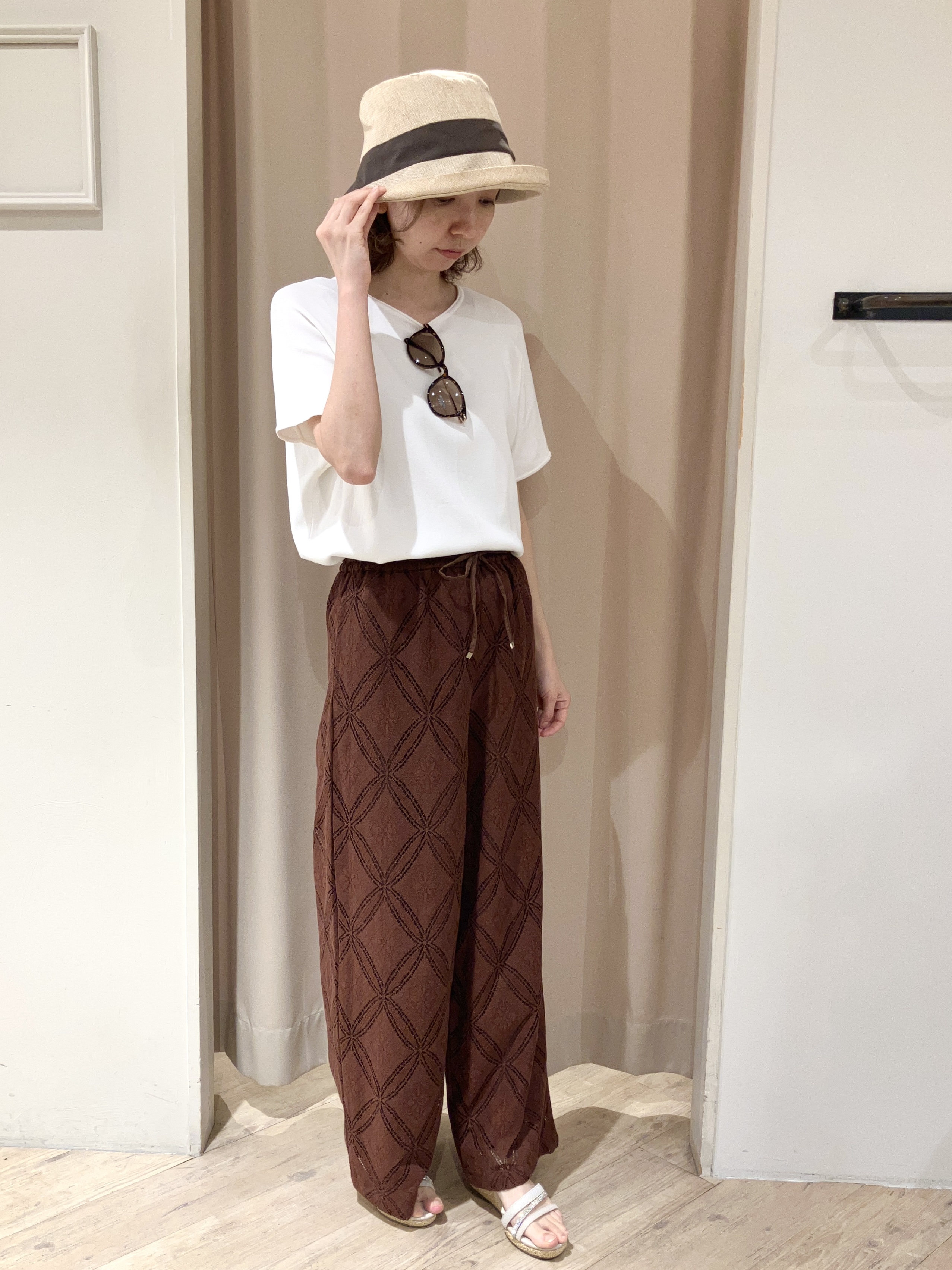 kimiさんの「grove｜【シリーズ累計36万枚！名品ニット】やわらかドライタッチ ドルマンニット」を使ったコーディネート