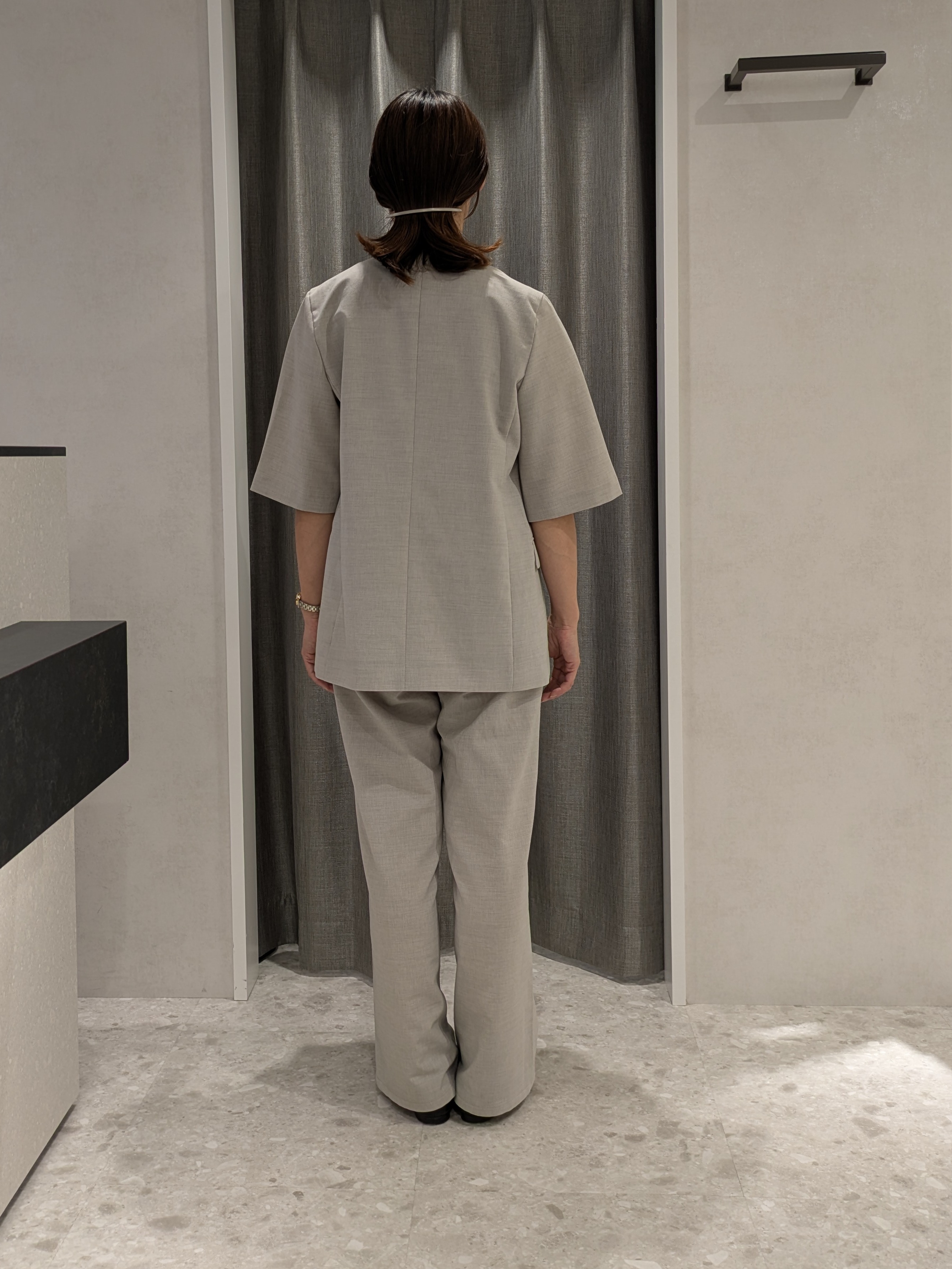 yukariさんの「UNTITLED｜【シワになりにくい/セットアップ可/接触冷感】ハーフスリーブジャケット」を使ったコーディネート