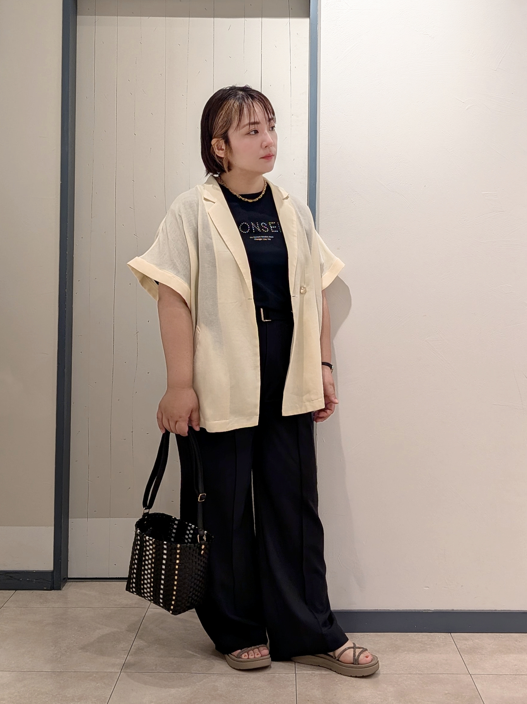 yukikaさんの「grove｜【洗濯機OK/SETUP可】シワになりにくいハーフスリーブジャケット」を使ったコーディネート