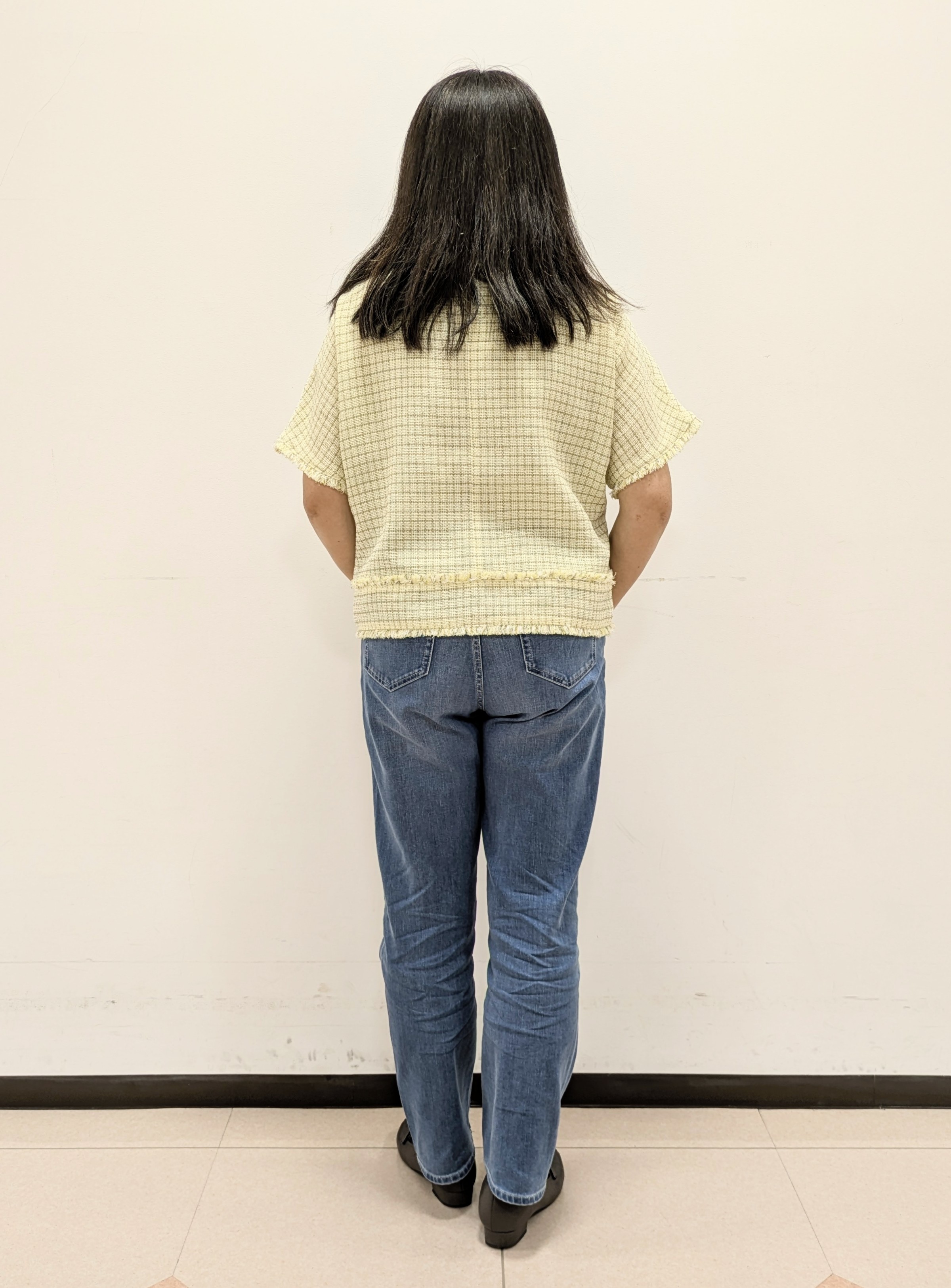 ともさんの「UNTITLED｜【新色追加/人気デニム】MAKE&times;DENIMスリムストレート」を使ったコーディネート