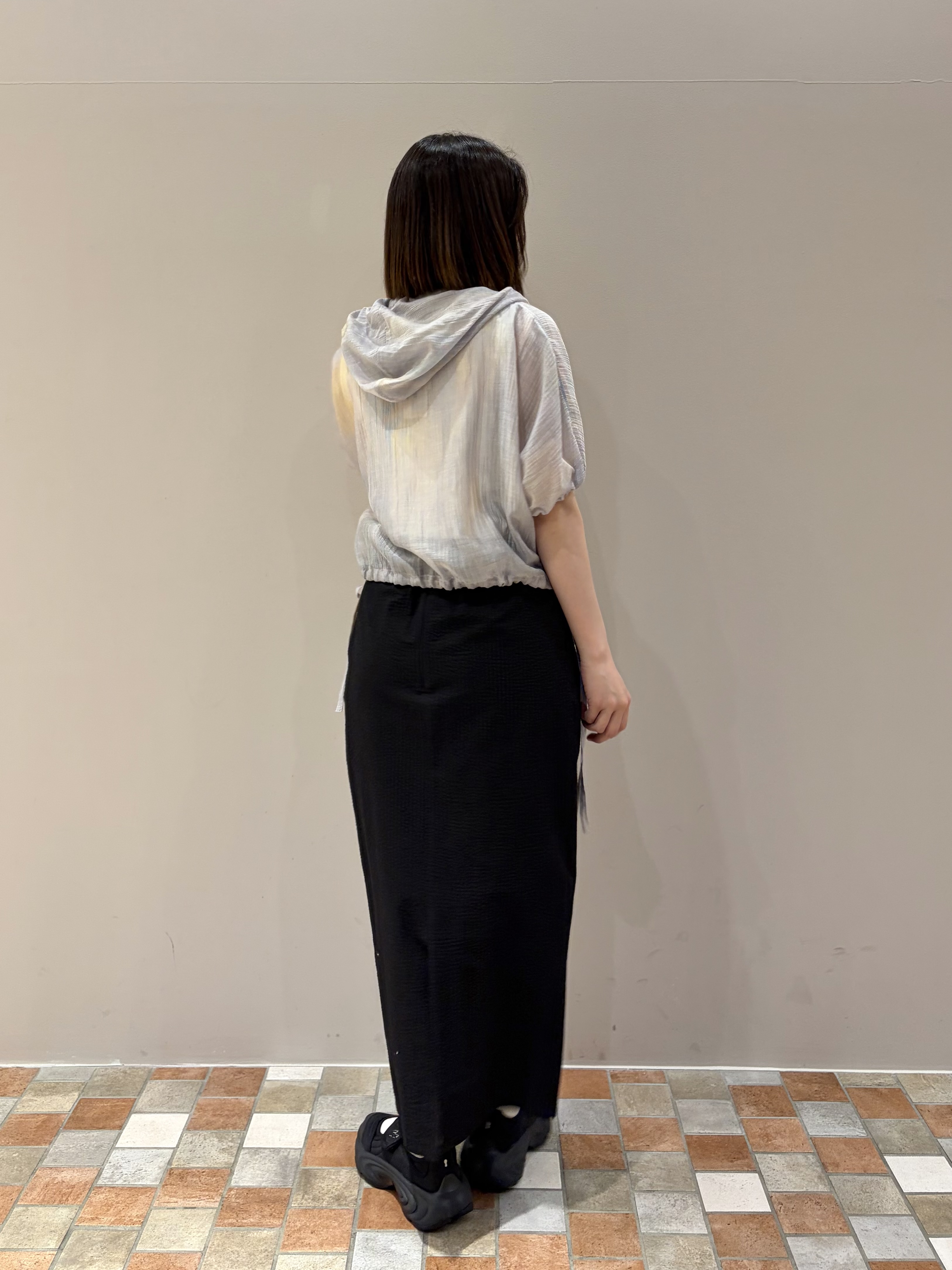 amiさんの「INDIVI｜サッカータイトスカート」を使ったコーディネート