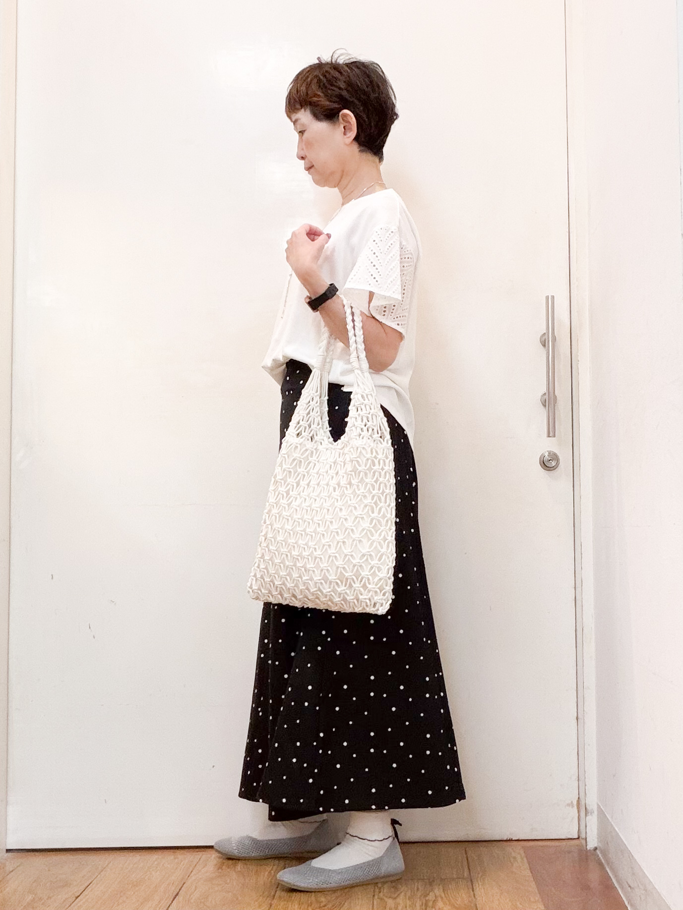 みぃさんの「SHOO･LA･RUE｜【S-LL/洗濯機可/体型カバー】汗じみが気になりにくい お袖レースフレアTシャツ」を使ったコーディネート