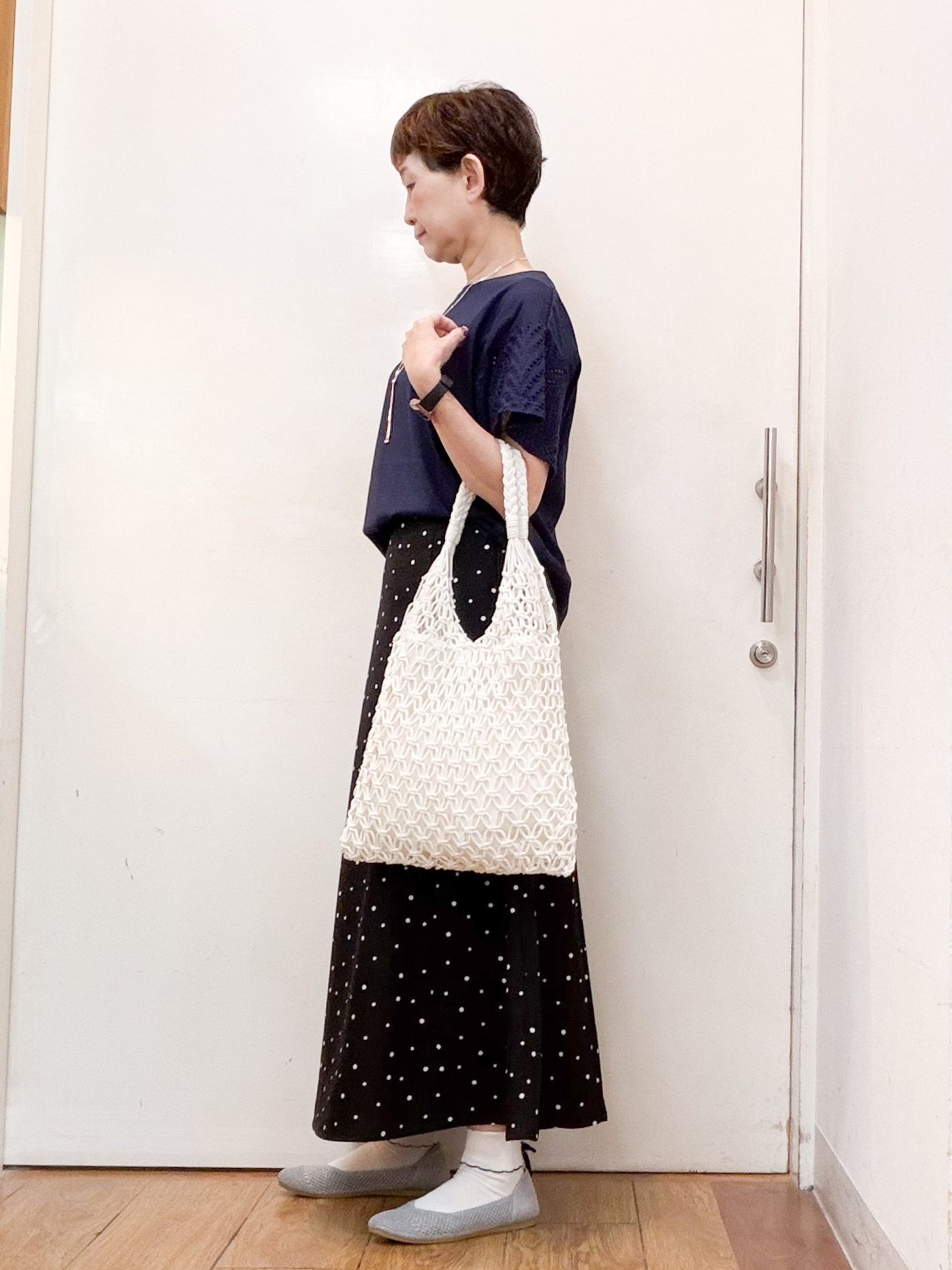 みぃさんの「SHOO･LA･RUE｜【S-LL/洗濯機可/体型カバー】汗じみが気になりにくい お袖レースフレアTシャツ」を使ったコーディネート
