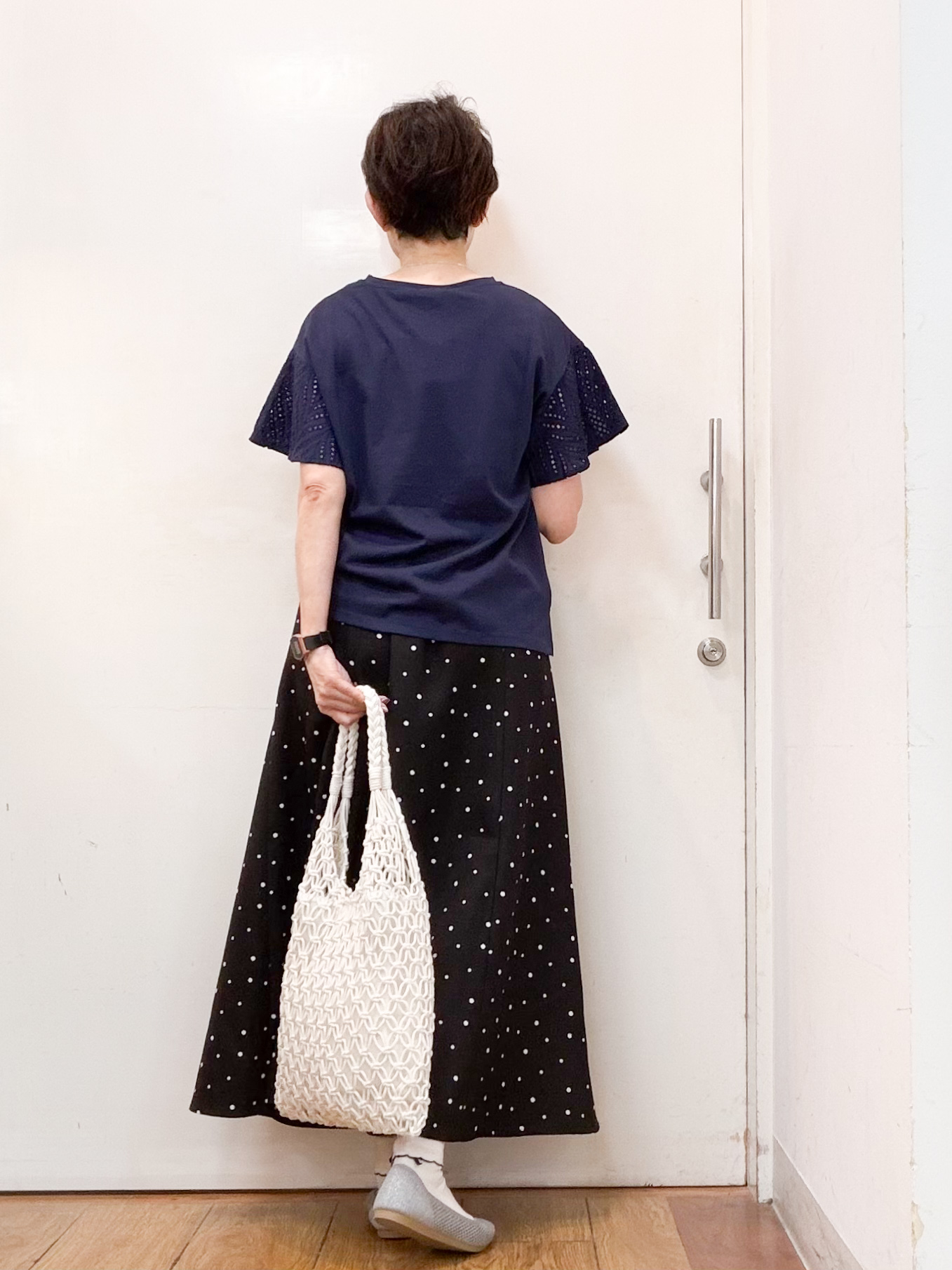 みぃさんの「SHOO･LA･RUE｜【S-LL/洗濯機可/体型カバー】汗じみが気になりにくい お袖レースフレアTシャツ」を使ったコーディネート