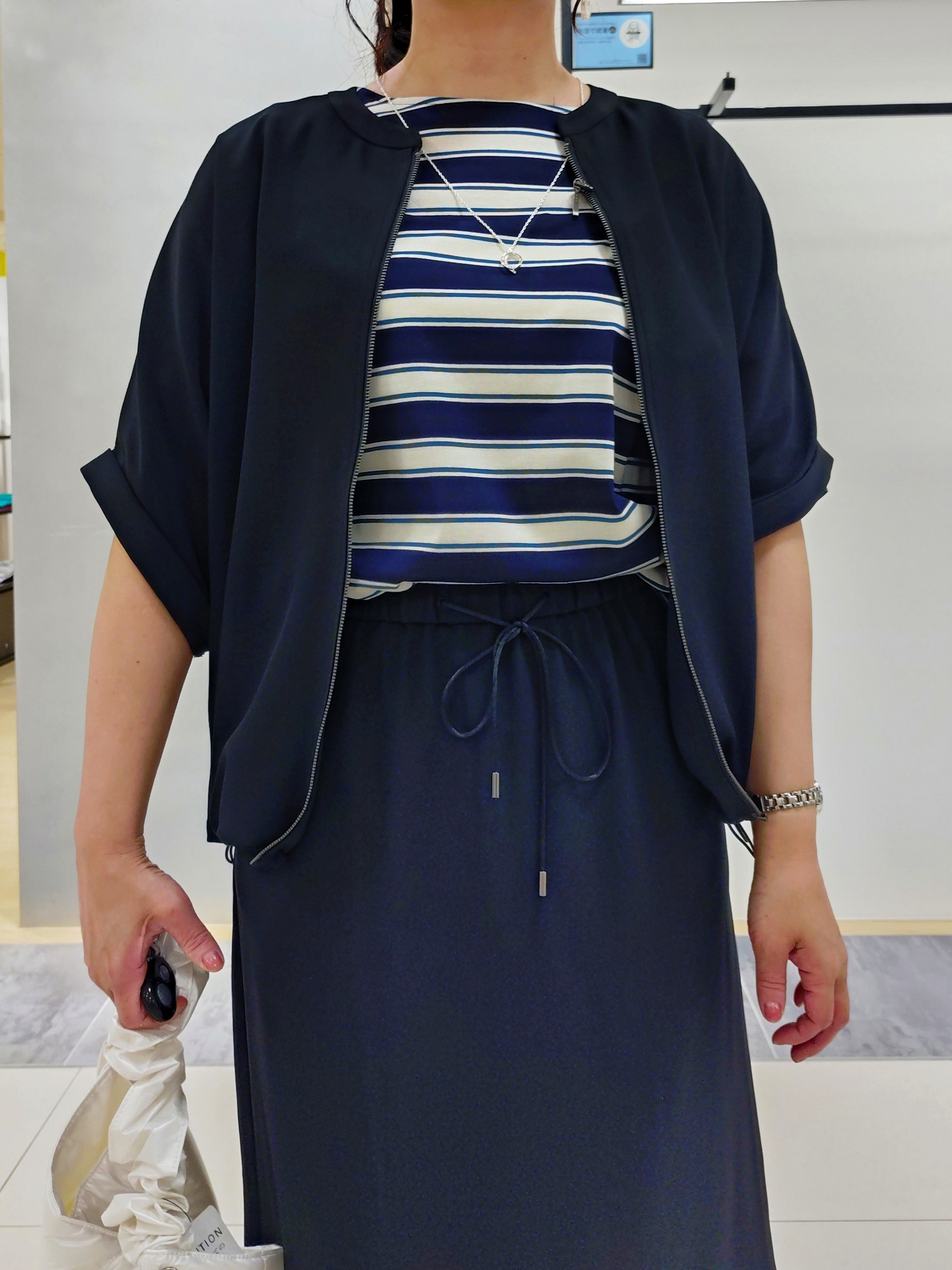 TOMOMIさんの「INDIVI｜【着る日傘】Iラインドロストスカート」を使ったコーディネート