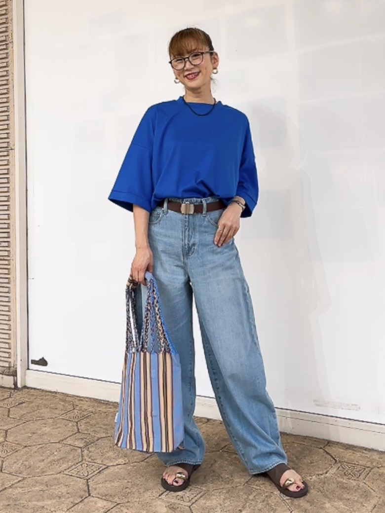 Yasucoさんの「Dessin｜【体型カバー】美光沢カットソーボクシーシルエット」を使ったコーディネート
