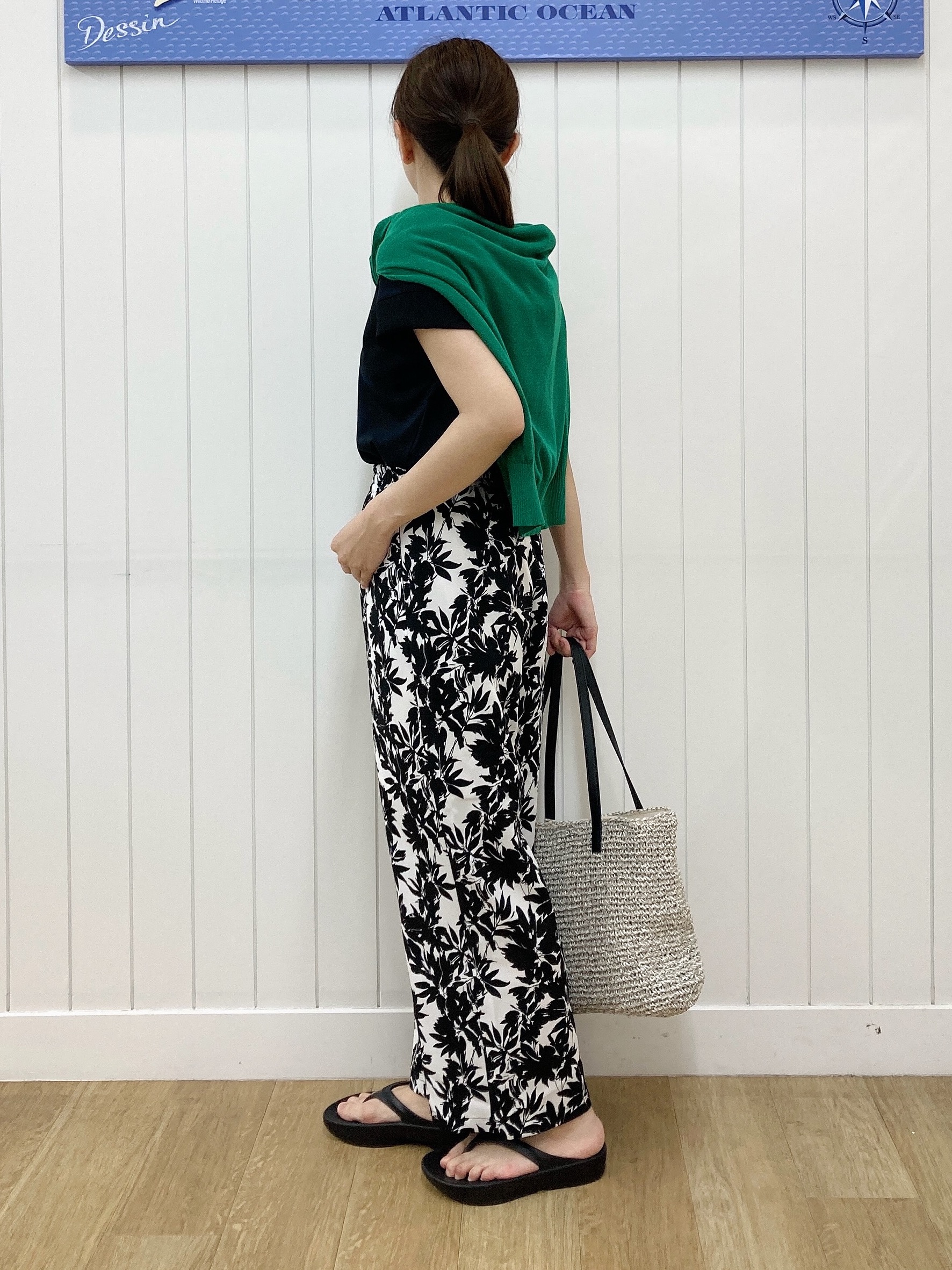 yoshiさんの「Dessin｜【UVカット/接触冷感】美光沢カットソー」を使ったコーディネート