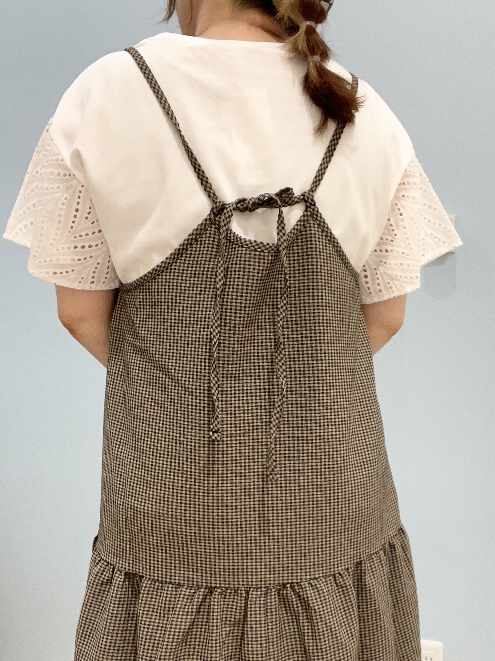 kitaさんの「SHOO･LA･RUE｜【S-LL/洗濯機可/体型カバー】汗じみが気になりにくい お袖レースフレアTシャツ」を使ったコーディネート
