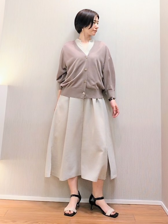 ミズタさんの「UNTITLED｜【UV/接触冷感/遮熱/通気性】スラブバンドカラーワンピース」を使ったコーディネート